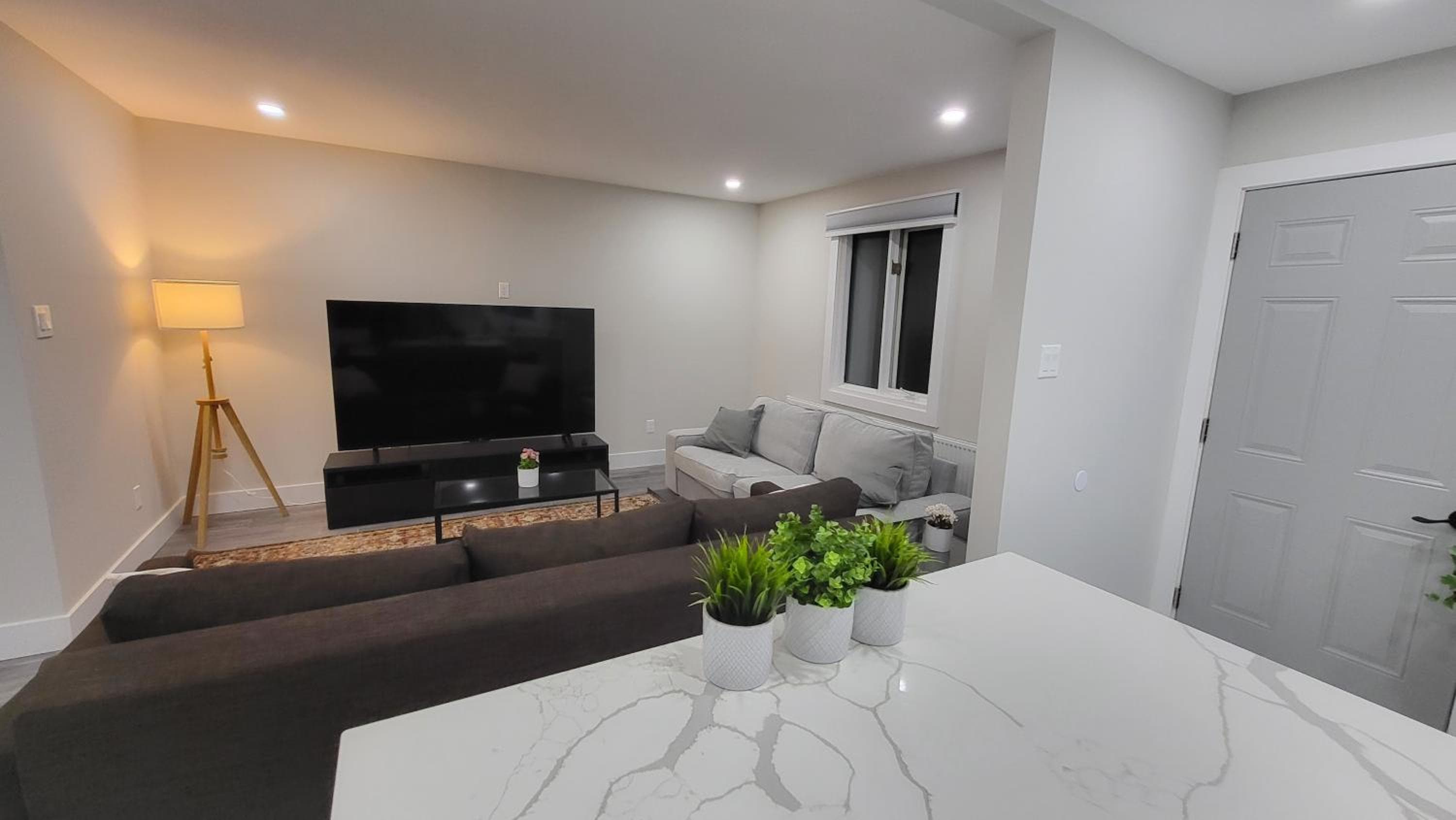 JstLikeHome - Serenity Suites & Guesthouse, Ottawa, photo 5