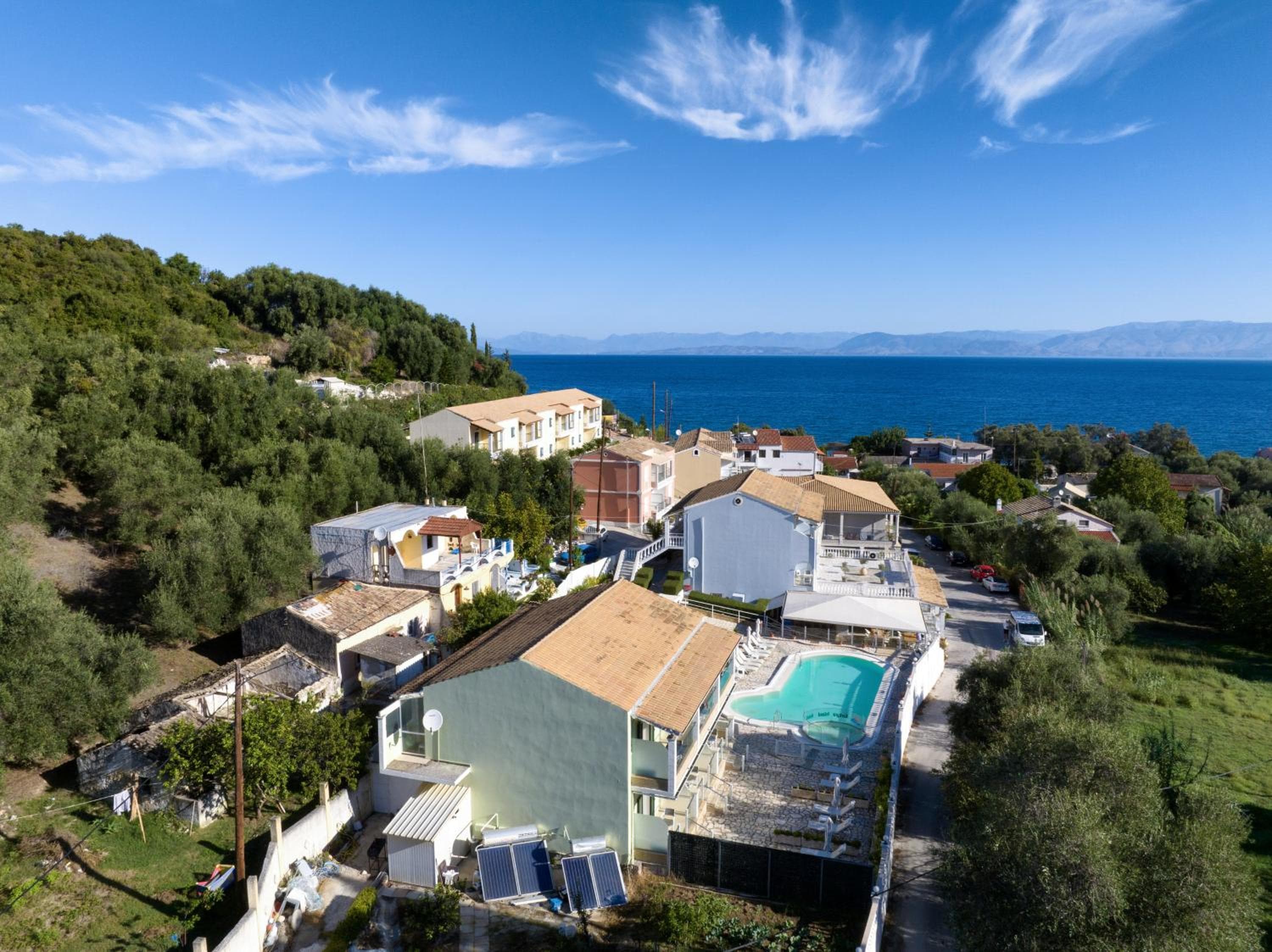 Kerkyra Island Hotel, Mesongi