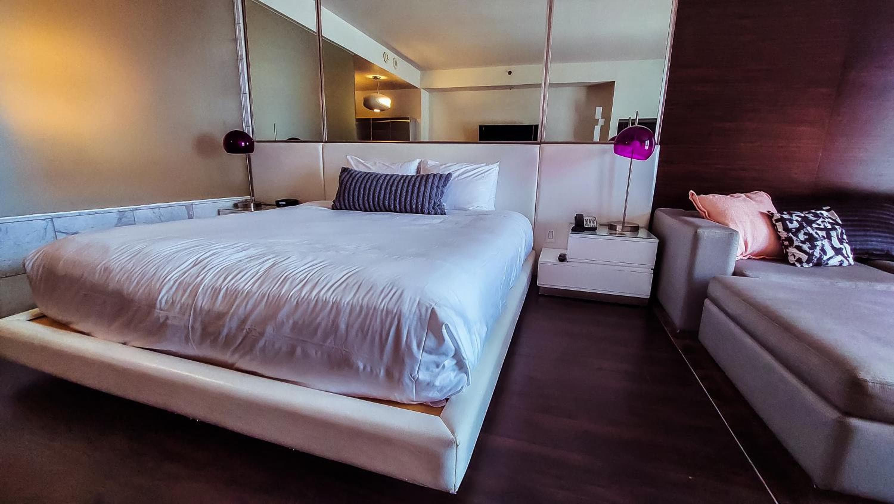 Luxury 53rd Flr Condo with Amazing Sunset View & Balcony NO ReFee at Palms Place, Las Vegas, photo 3