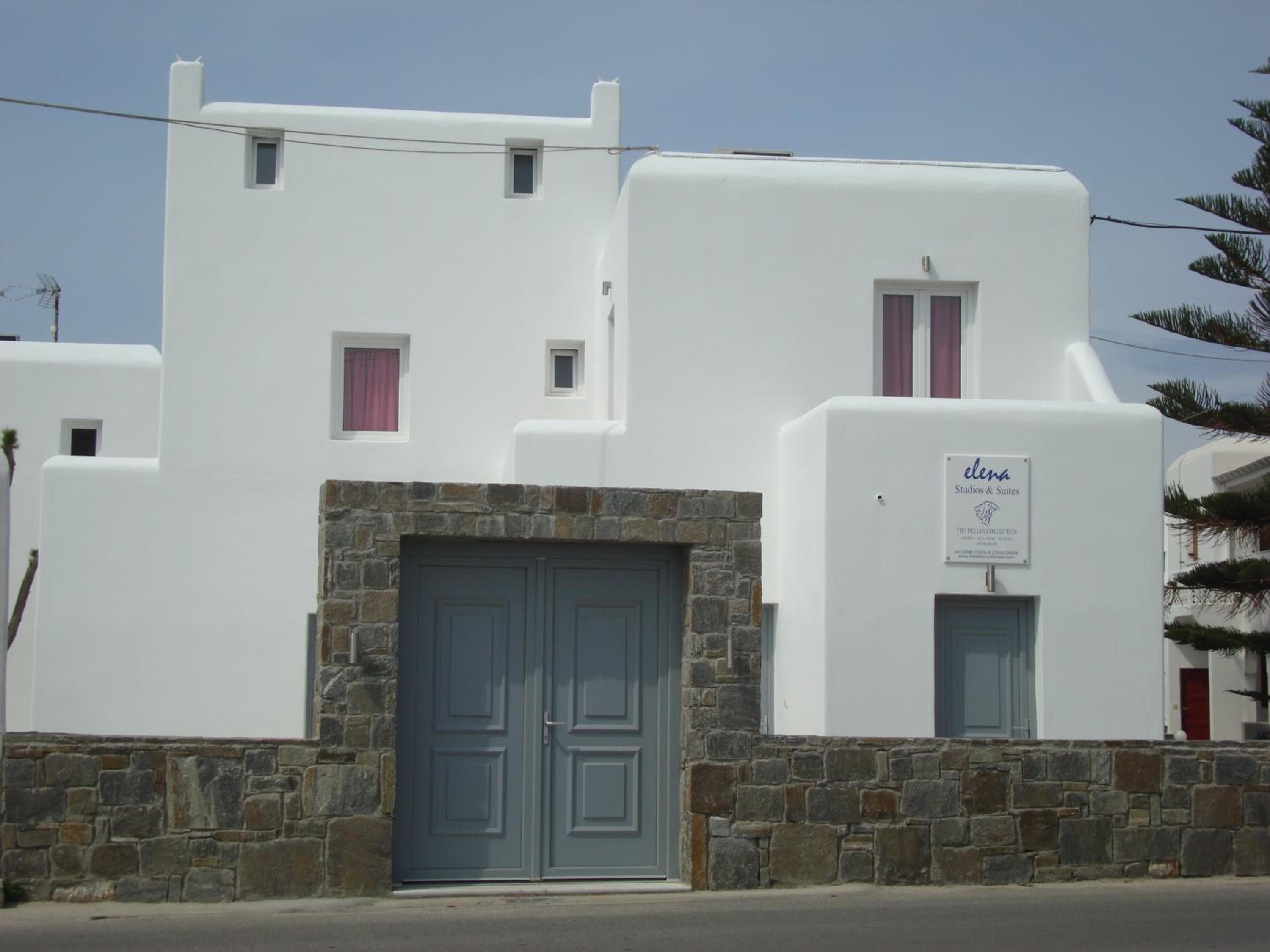 Elena Studios & Suites, Ornos
