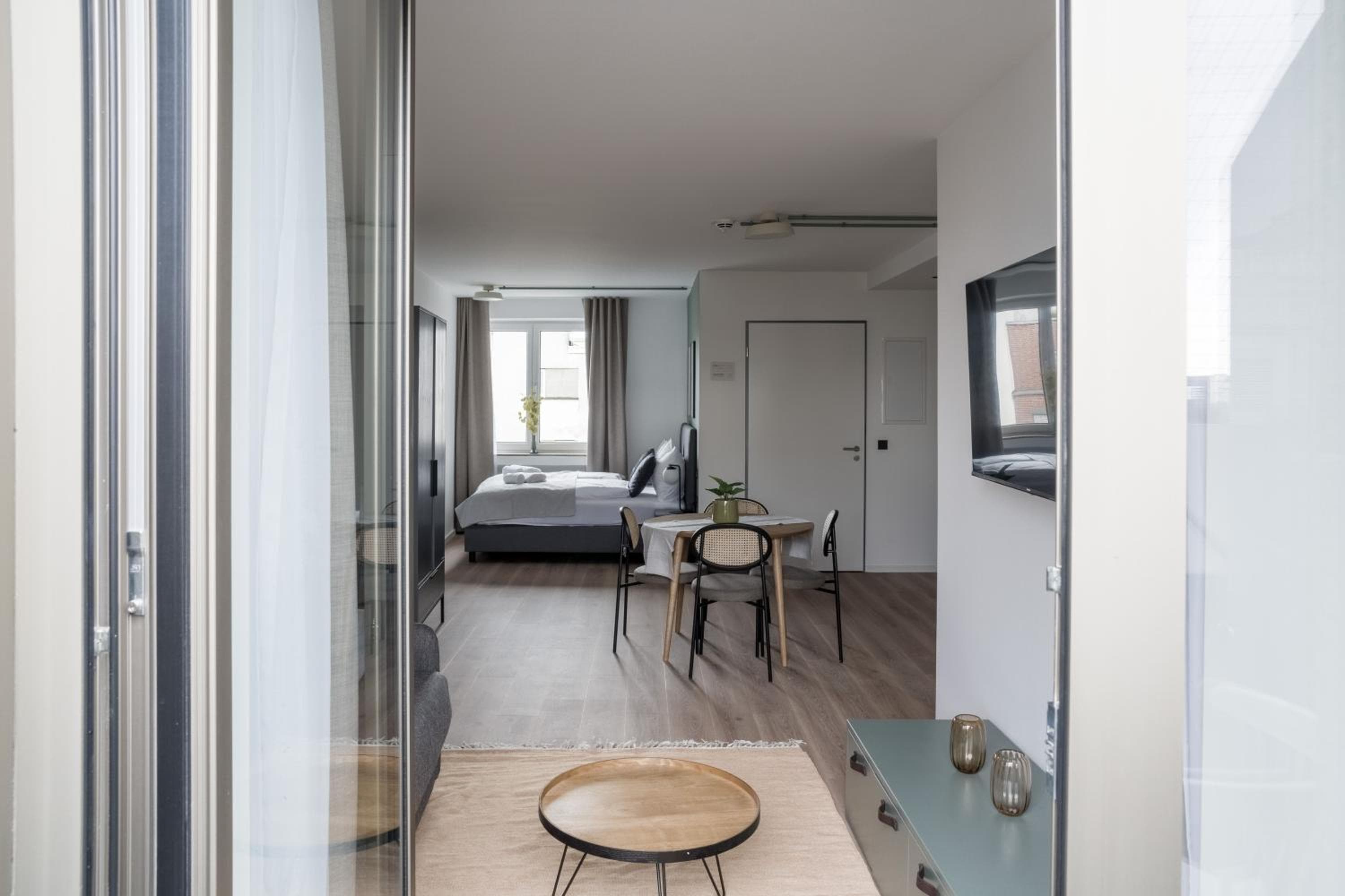 Limehome Saarbrücken Berliner Promenade, Saarbrücken, photo 6