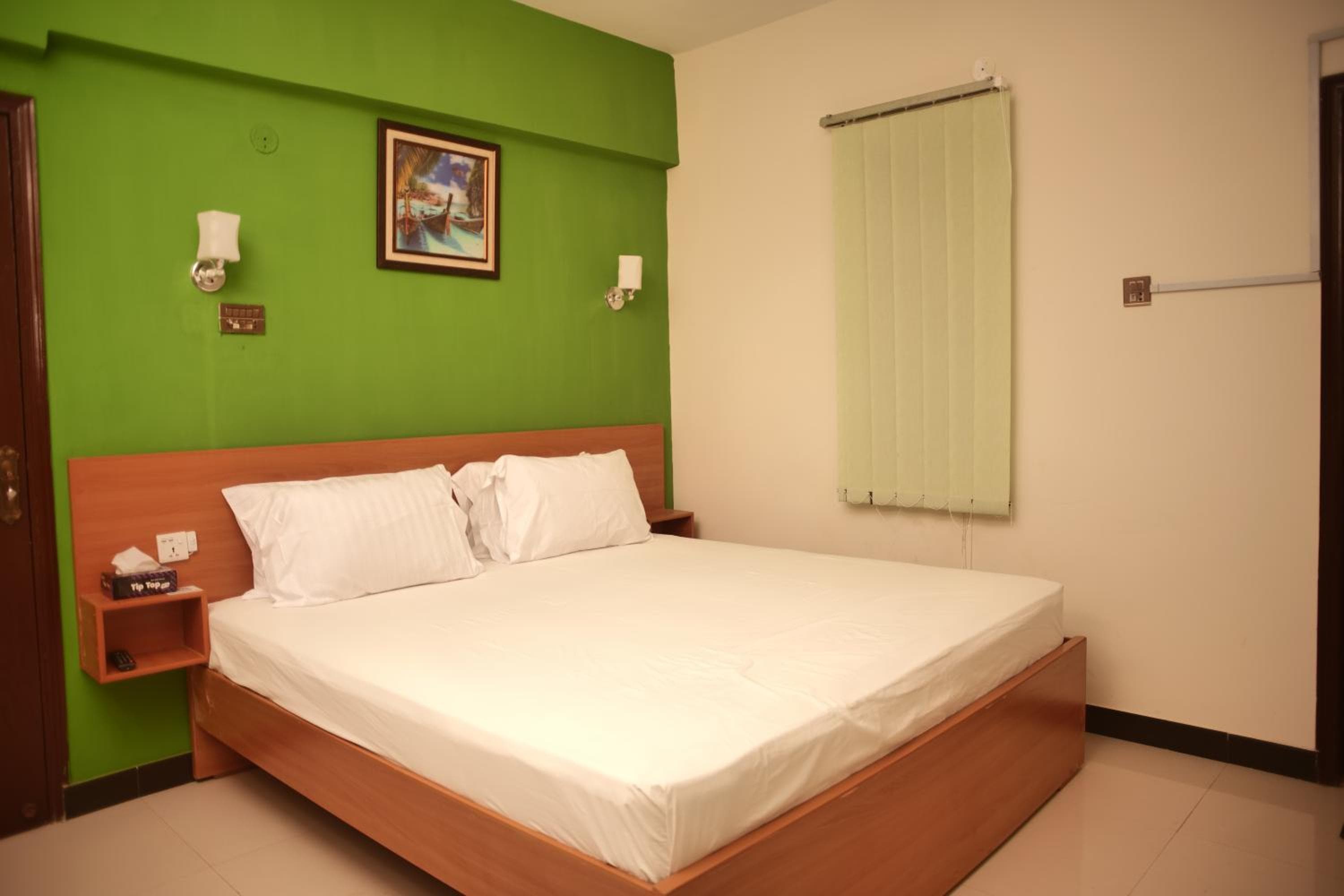 Diamond Apart's Dha Karachi, Karachi