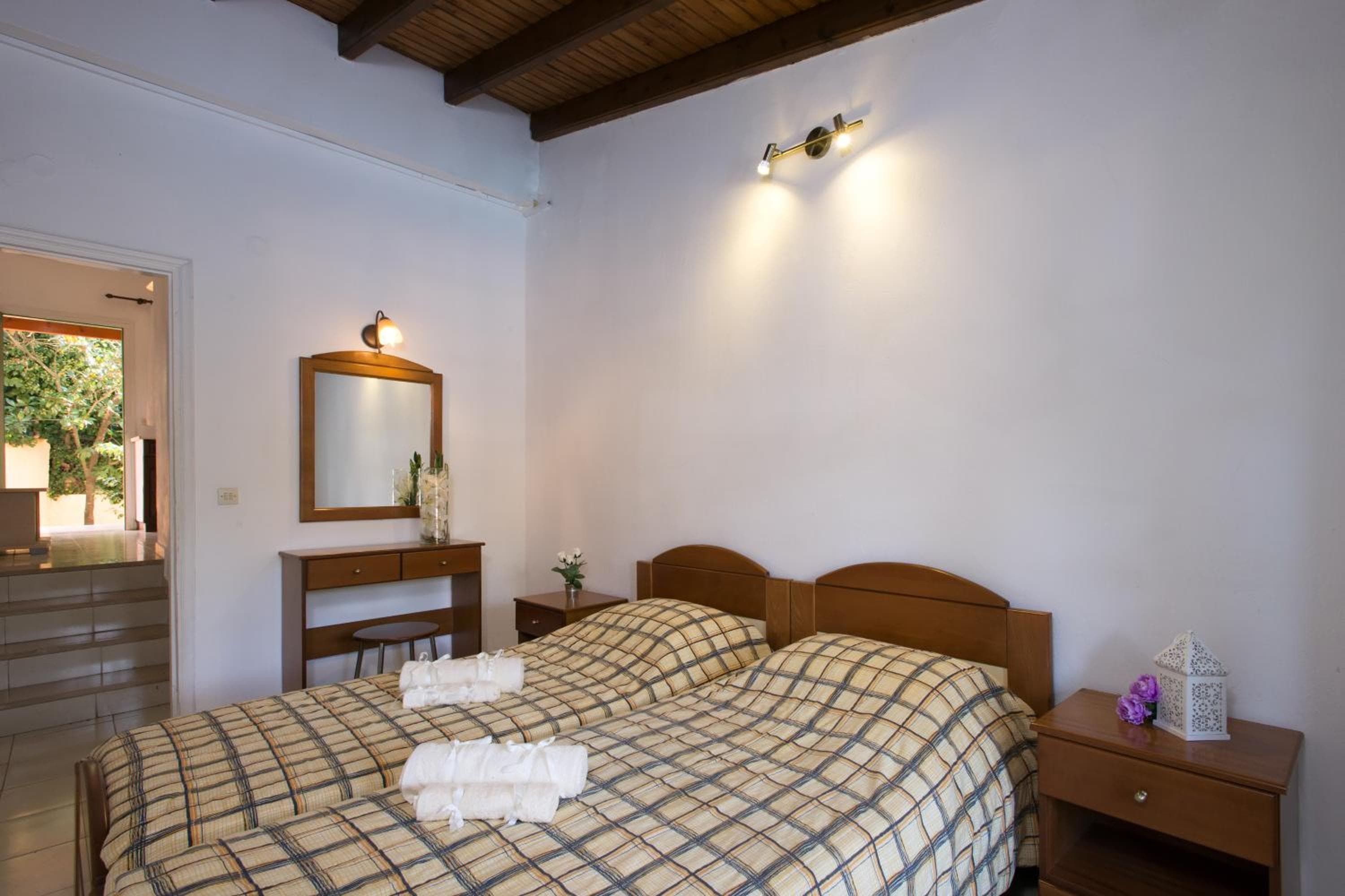 Philippos Hotel, Kassiopi, photo 5