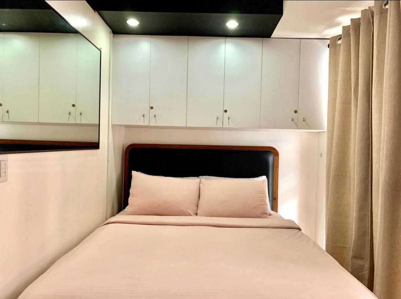 Luxury 1BR Unit with Pool at Venice Luxury Residences, Tower Domenico, McKinley Hill, Taguig City, Manila, photo 4