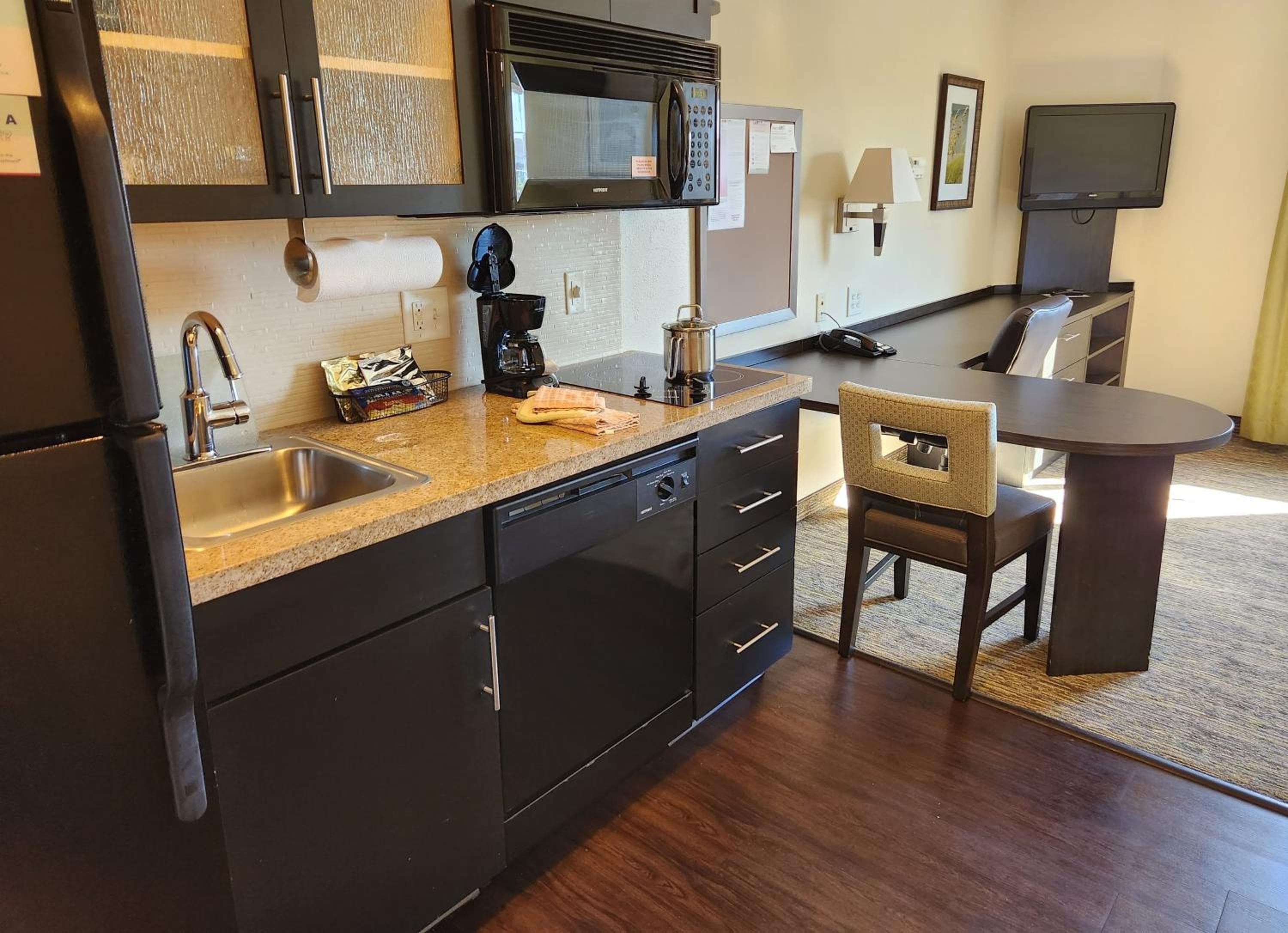 Candlewood Suites Greenville NC by IHG, Greenville, photo 5