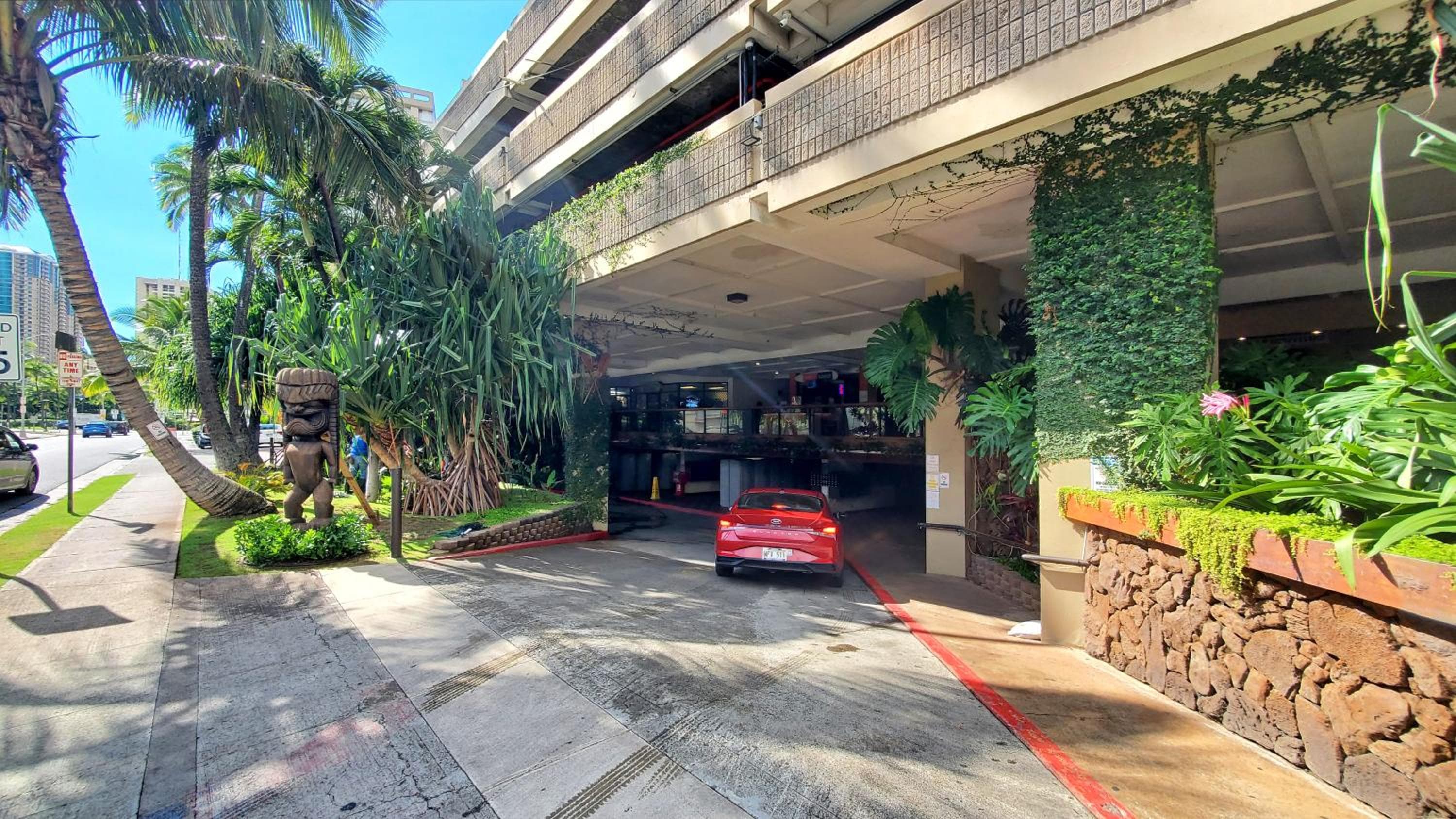 Waikiki beach modern studio No resort fee Best location, Honolulu, photo 4