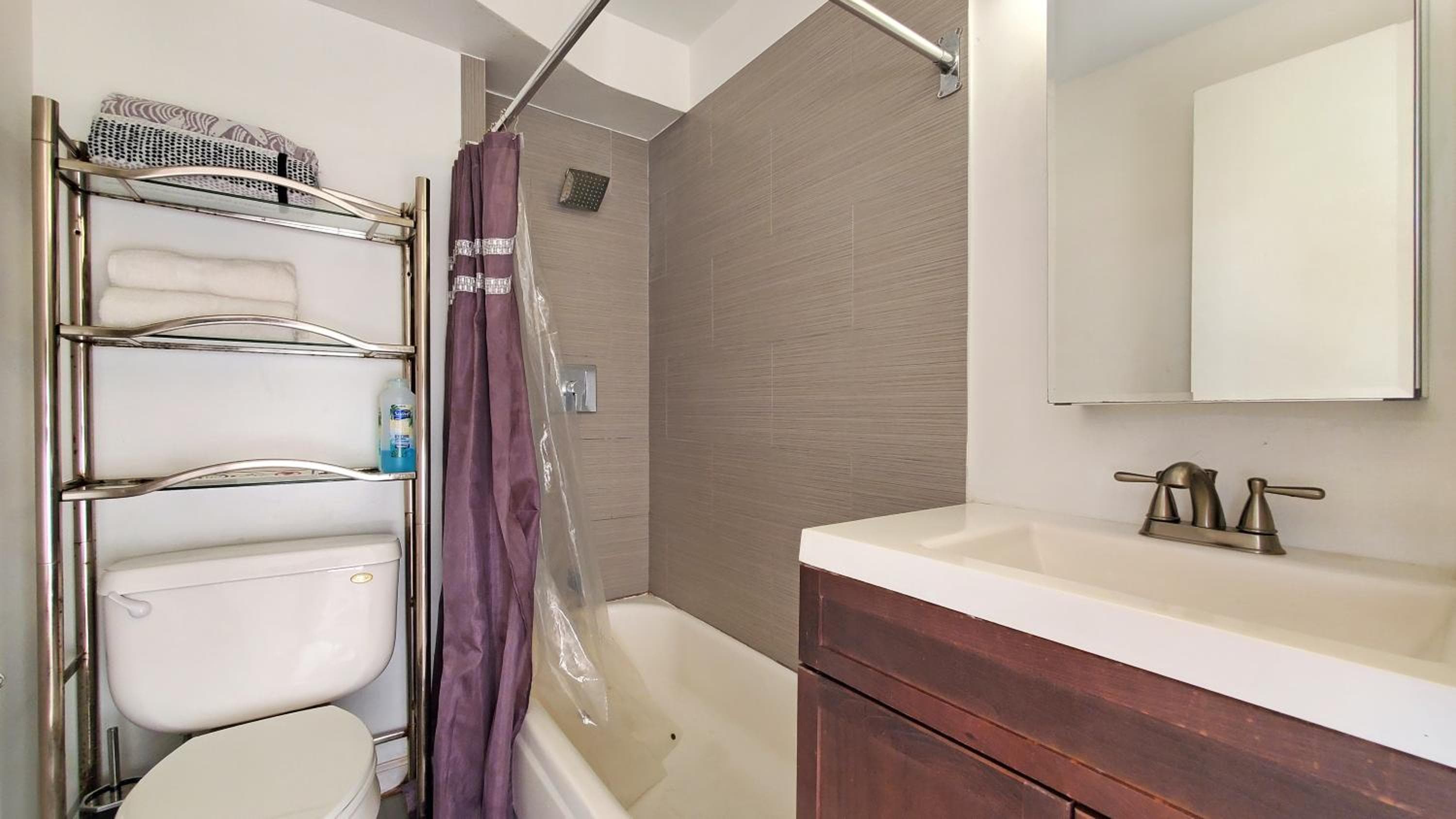 Waikiki beach cozy studio no resort fee, Honolulu, photo 2