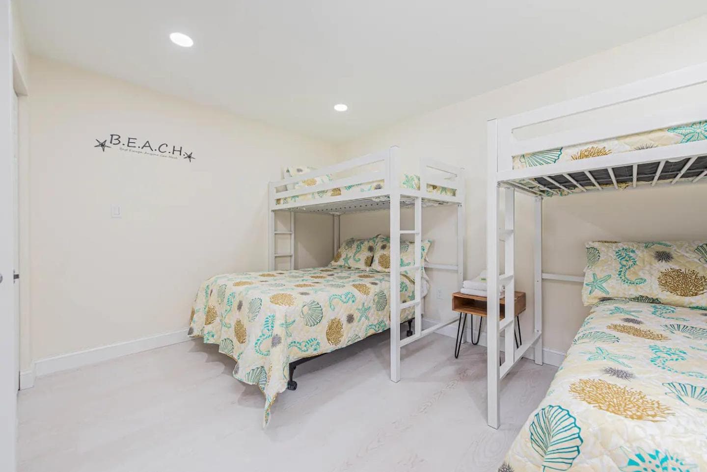 Marylander Condominiums, 90 steps from the beach, Ocean City, photo 6