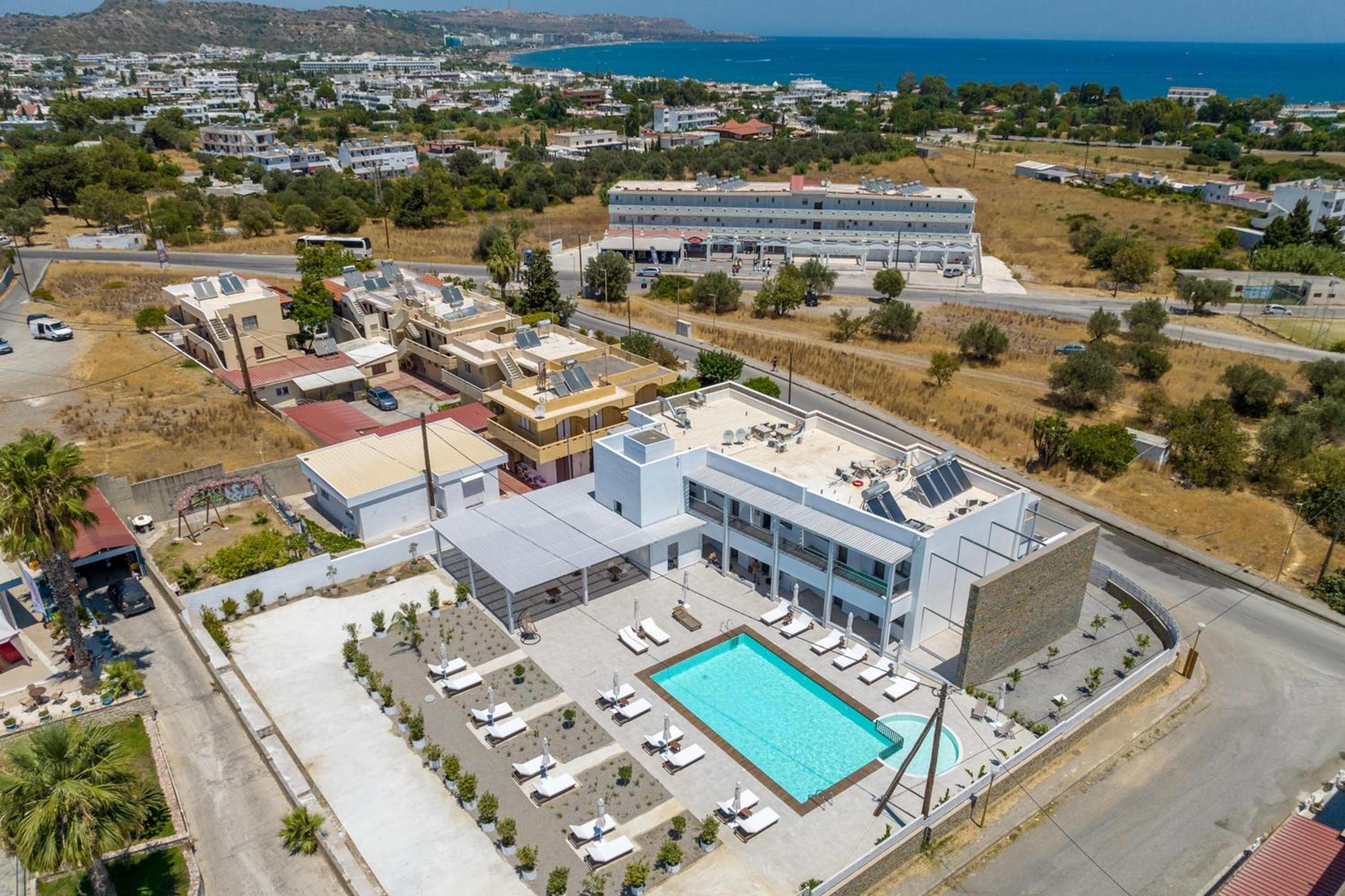 Kellys Luxury Apartments, Faliraki