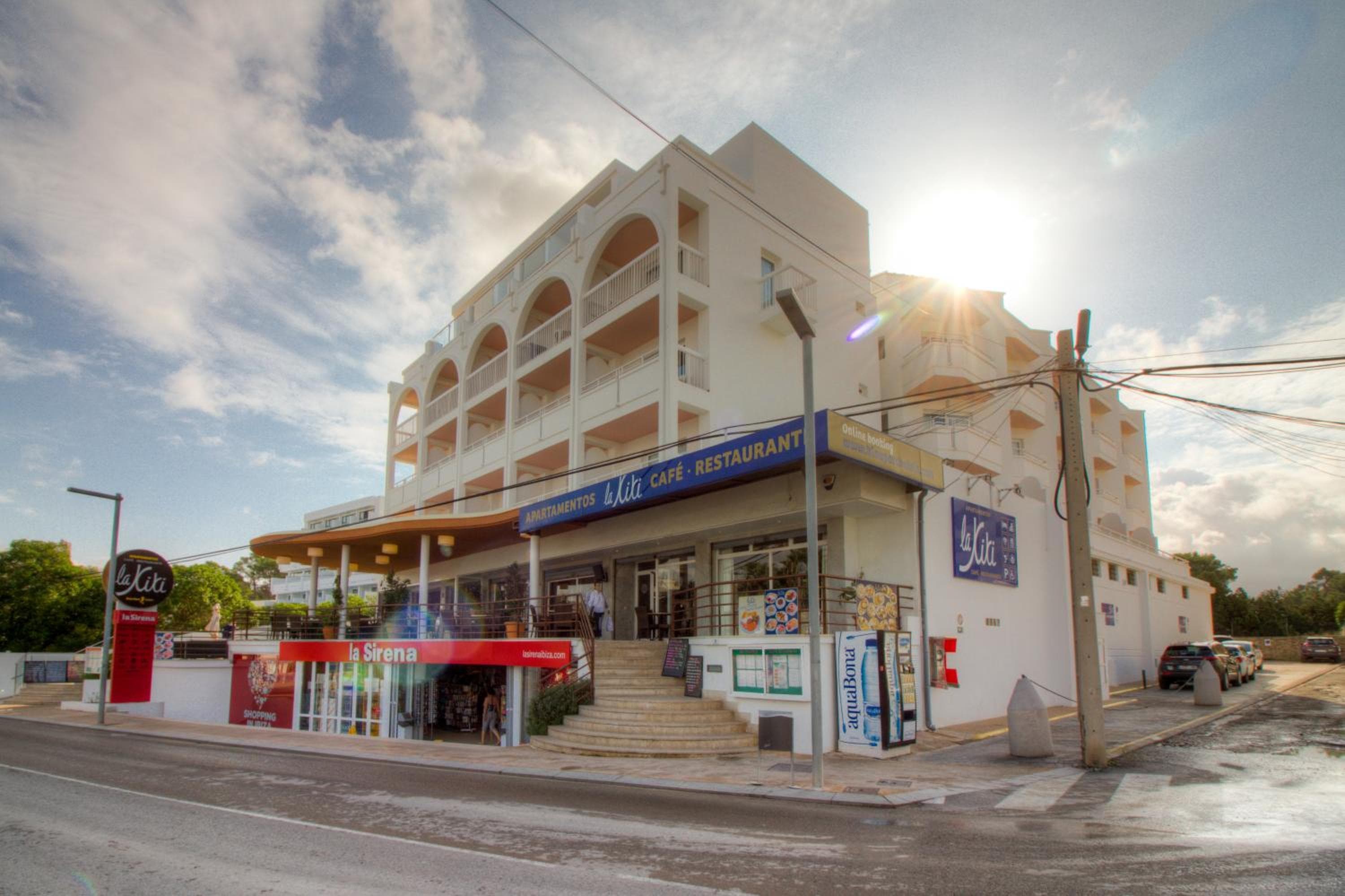 Apartamentos La Kiki, San Antonio Bay, photo 3