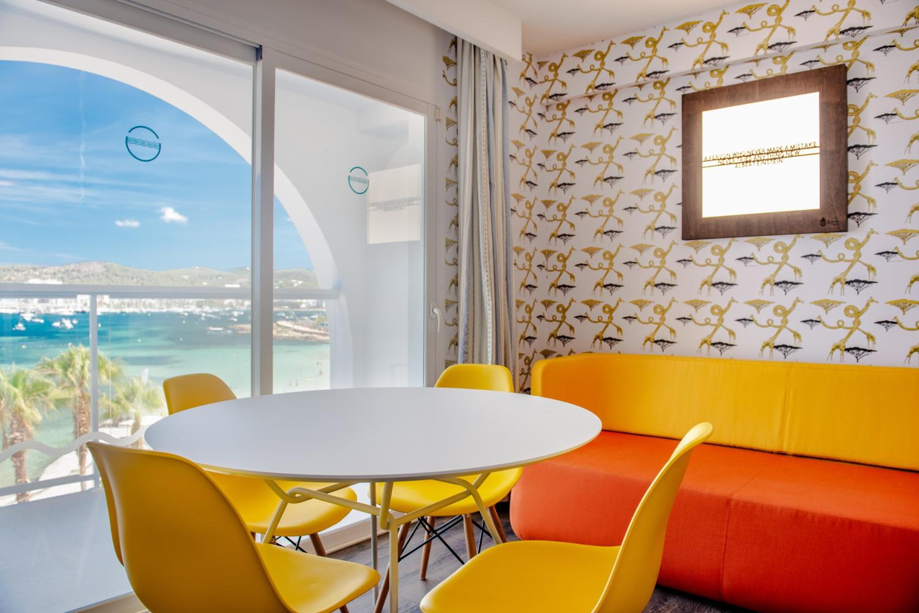 Apartamentos La Kiki, San Antonio Bay