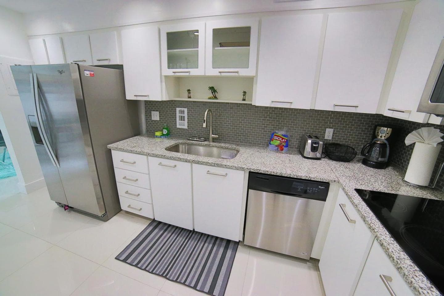 Beautiful penthouse condo with stunning views of both ocean and city, Hollywood, photo 3