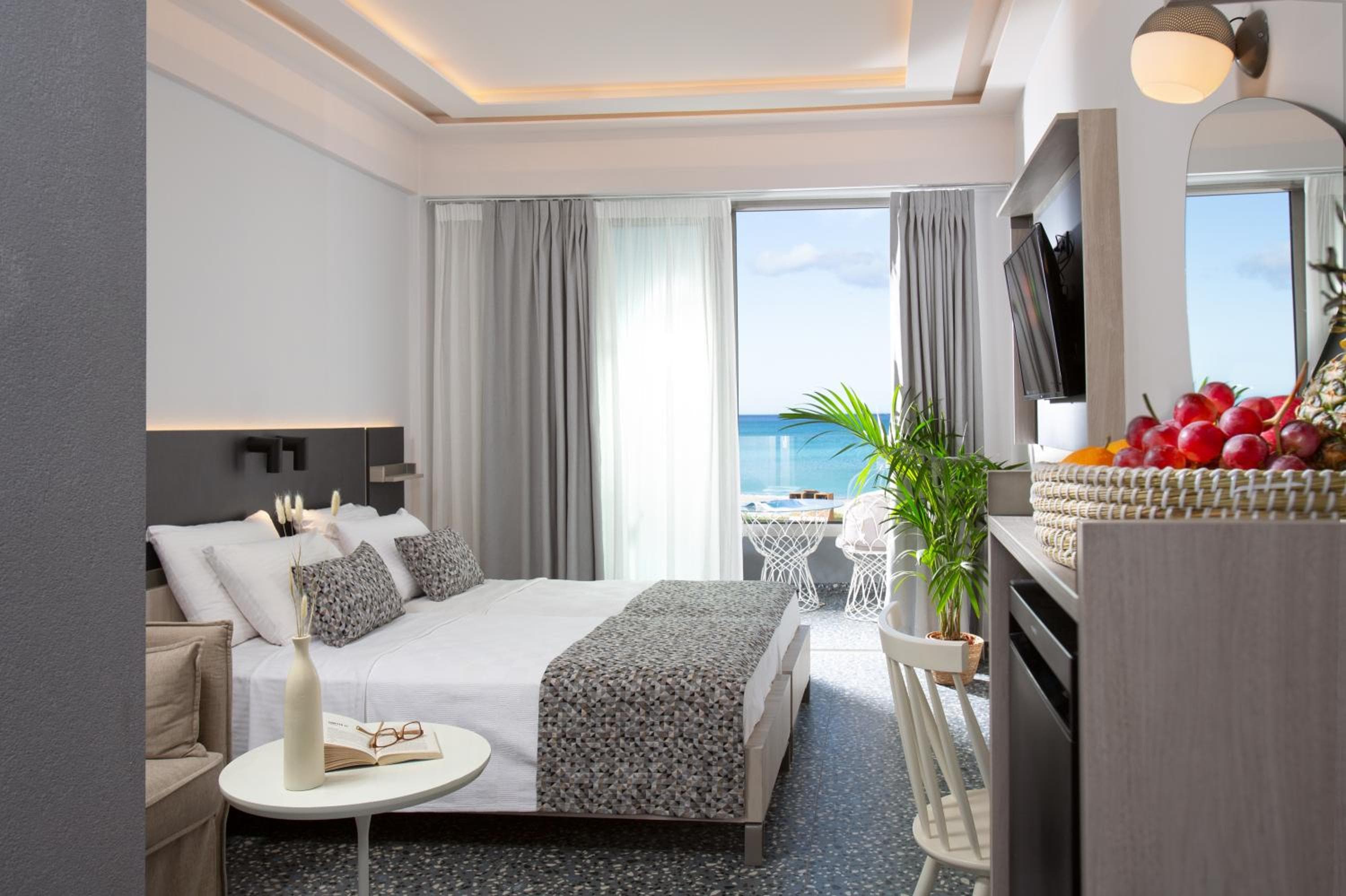 Pearl SeaBreeze Suites, Rethymno Town, photo 3