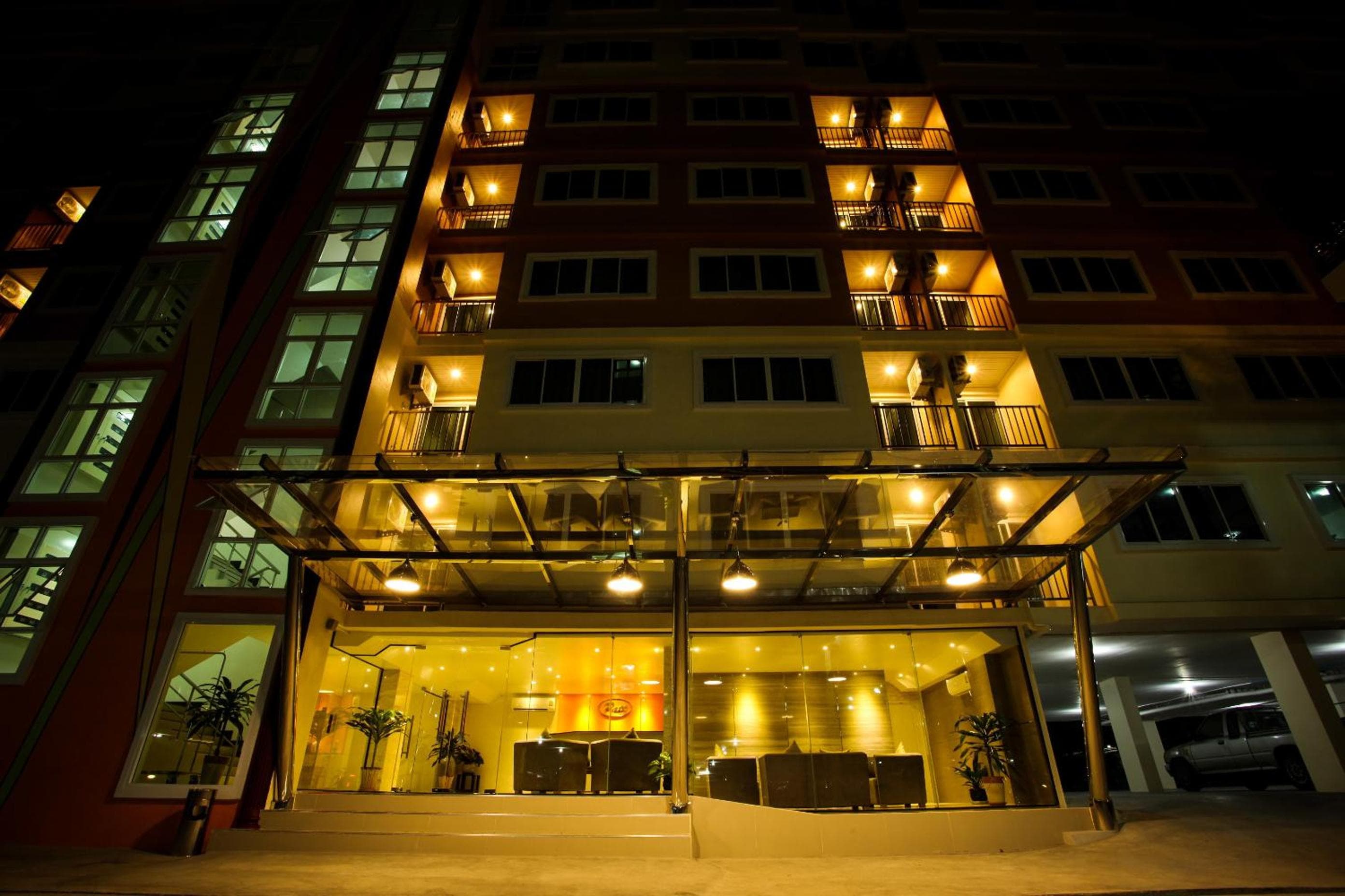 Patt Serviced Apartments, Chon Buri