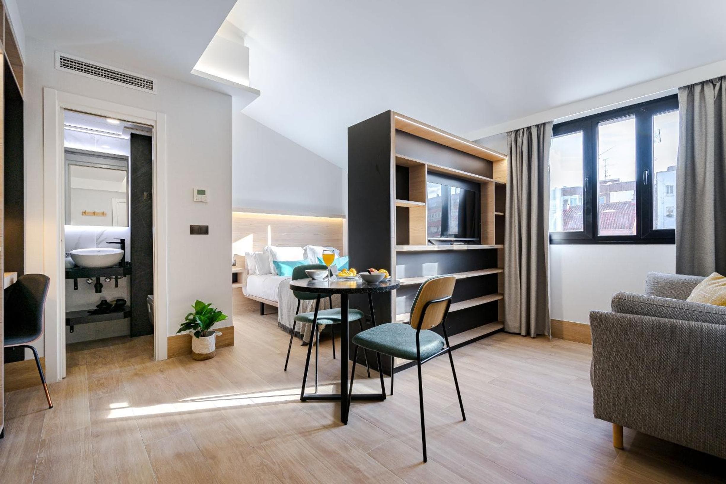 Feelathome Ventas Suites, Madrid, photo 3