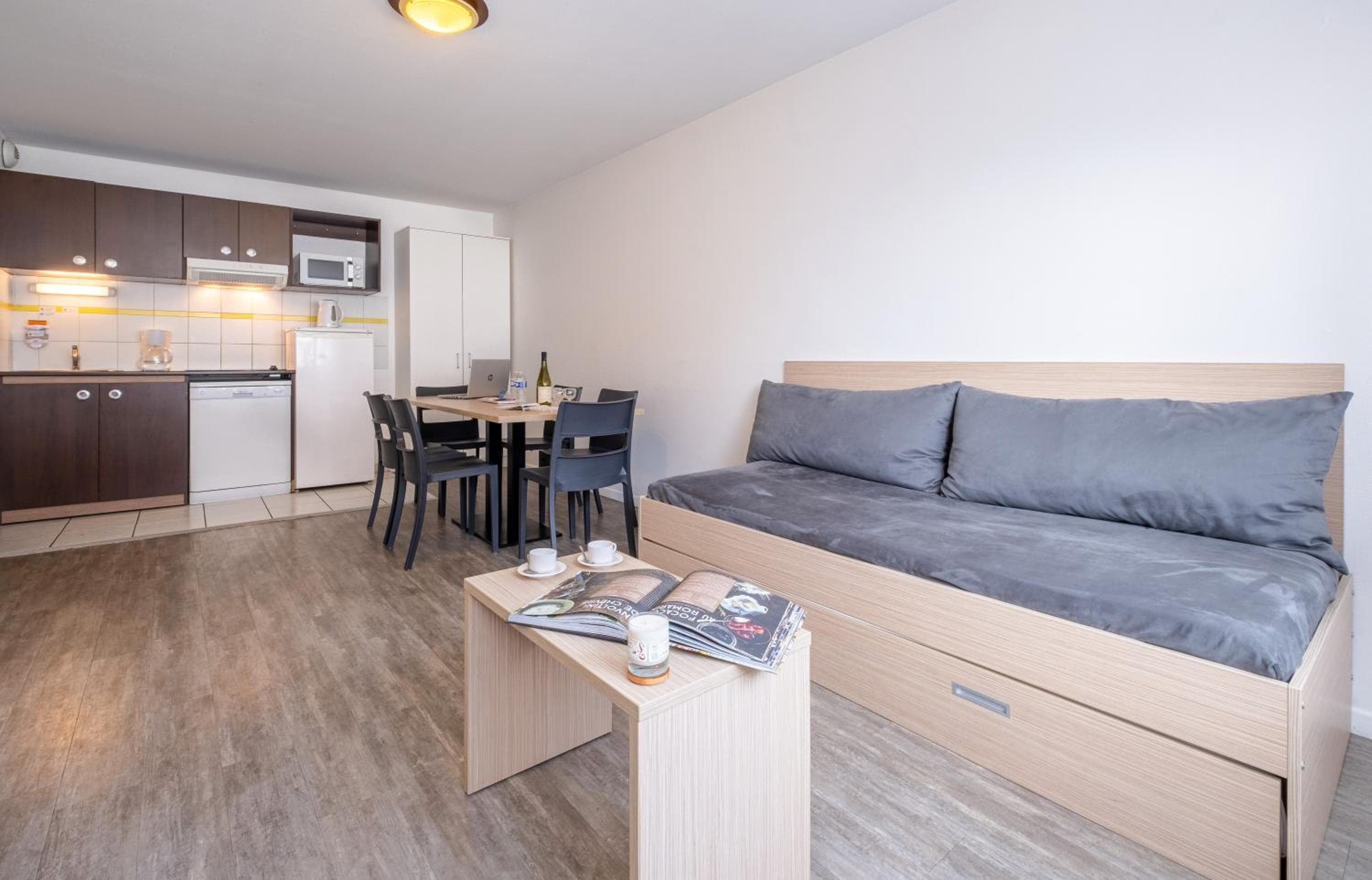 Comfort Aparthotel Les Hauts d'Annecy, Annecy, photo 4