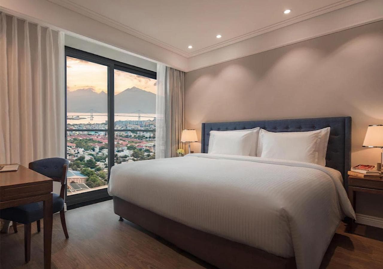 Luxury Apartment in Beach Front Building with Ocean View, Da Nang, photo 2