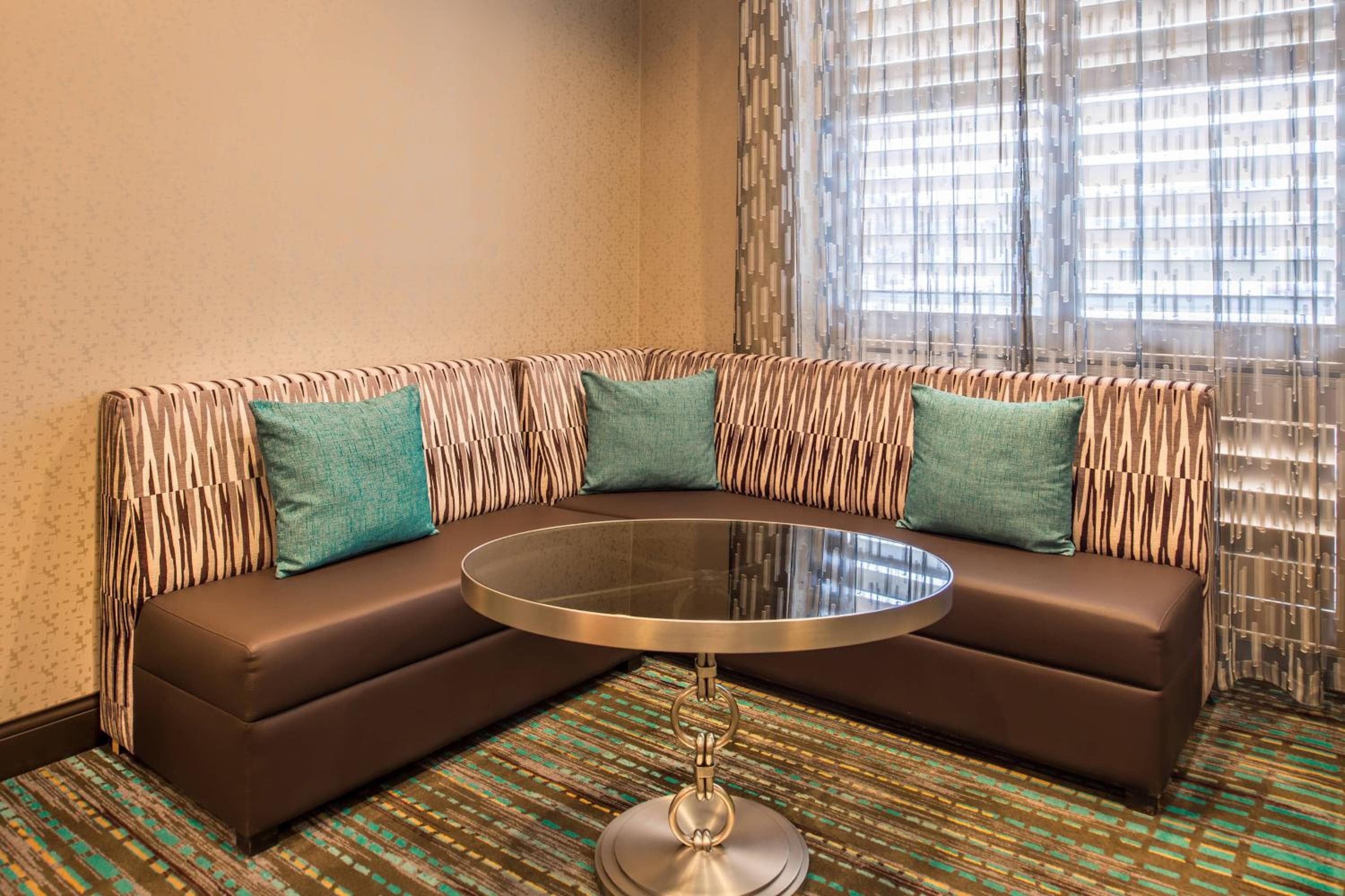 Residence Inn Pittsburgh North Shore, Pittsburgh, photo 2