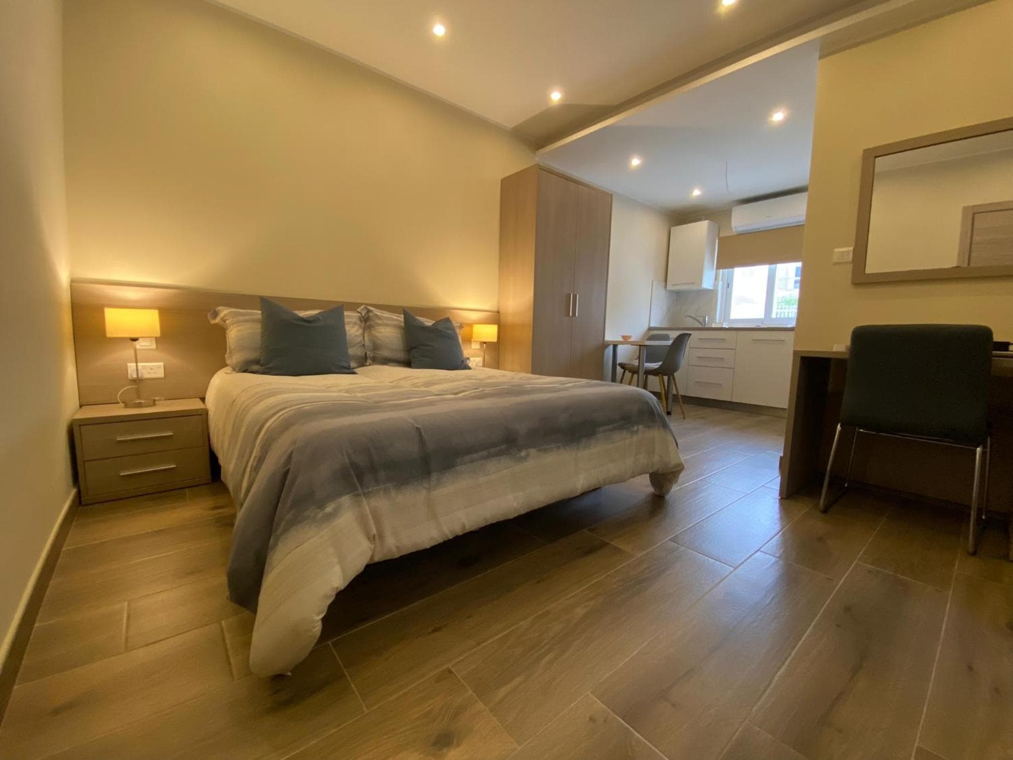 Aquae Stays, St Paul's Bay