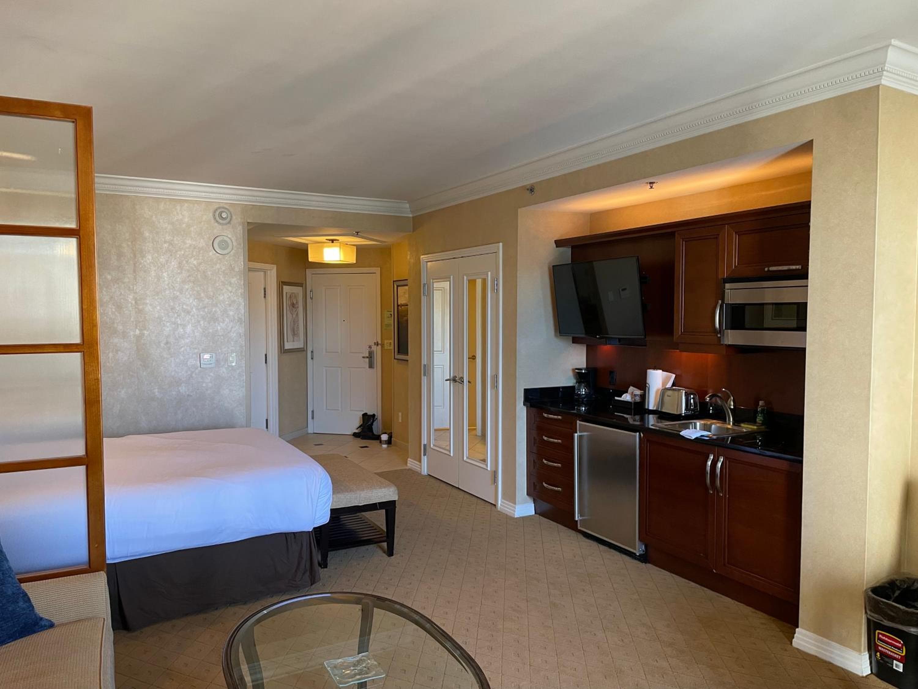 MGM SIGNATURE - Strip View Suite- FREE valet parking, Las Vegas, photo 4