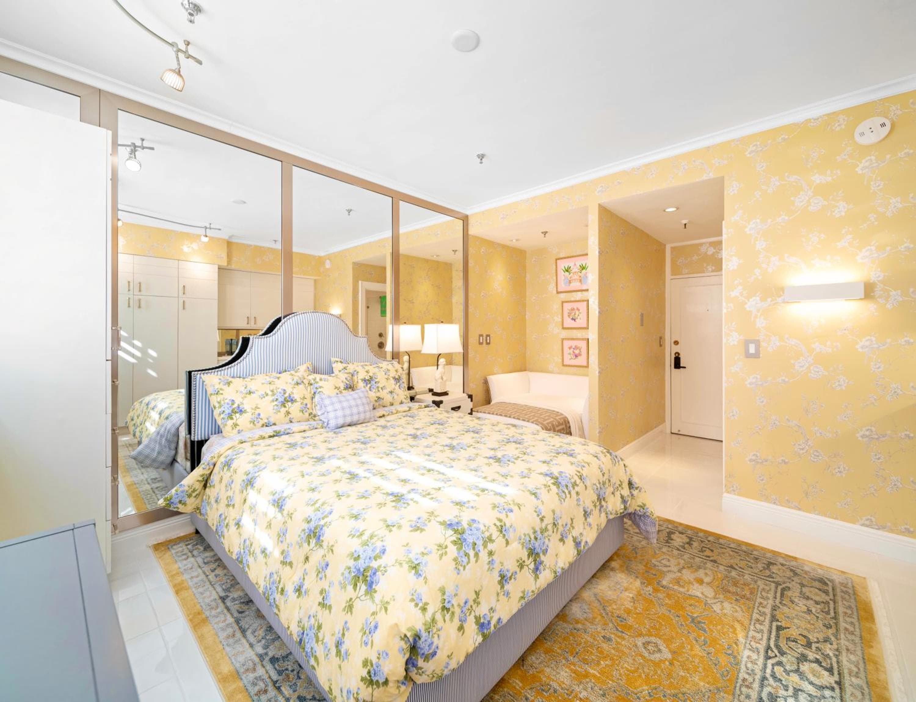 Renovated studio in the heart of Palm Beach - free parking, security box, Palm Beach, photo 4