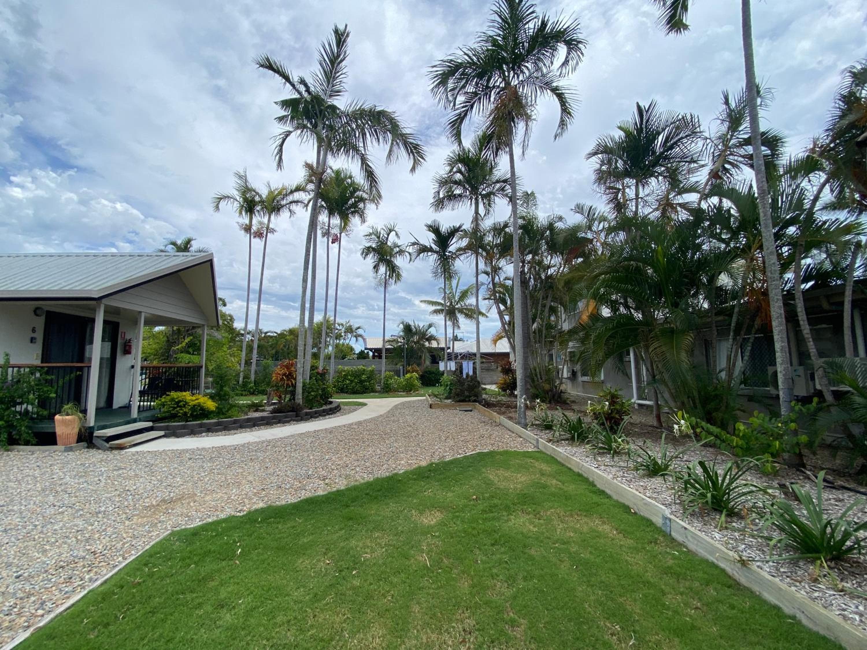 Palm View Holiday Apartments, Bowen, photo 4