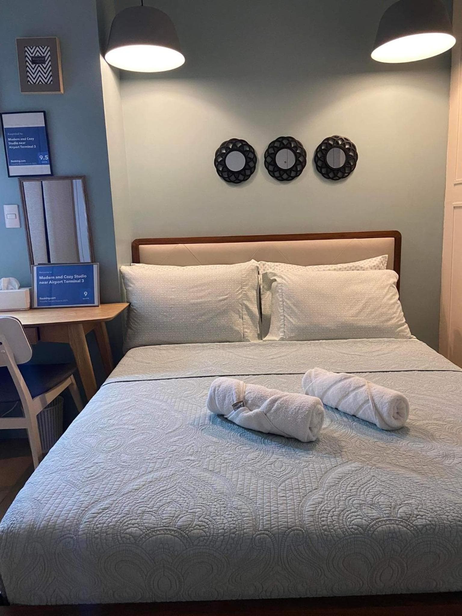 Hotel room at Modern and Cozy Studio near Airport Terminal 3
