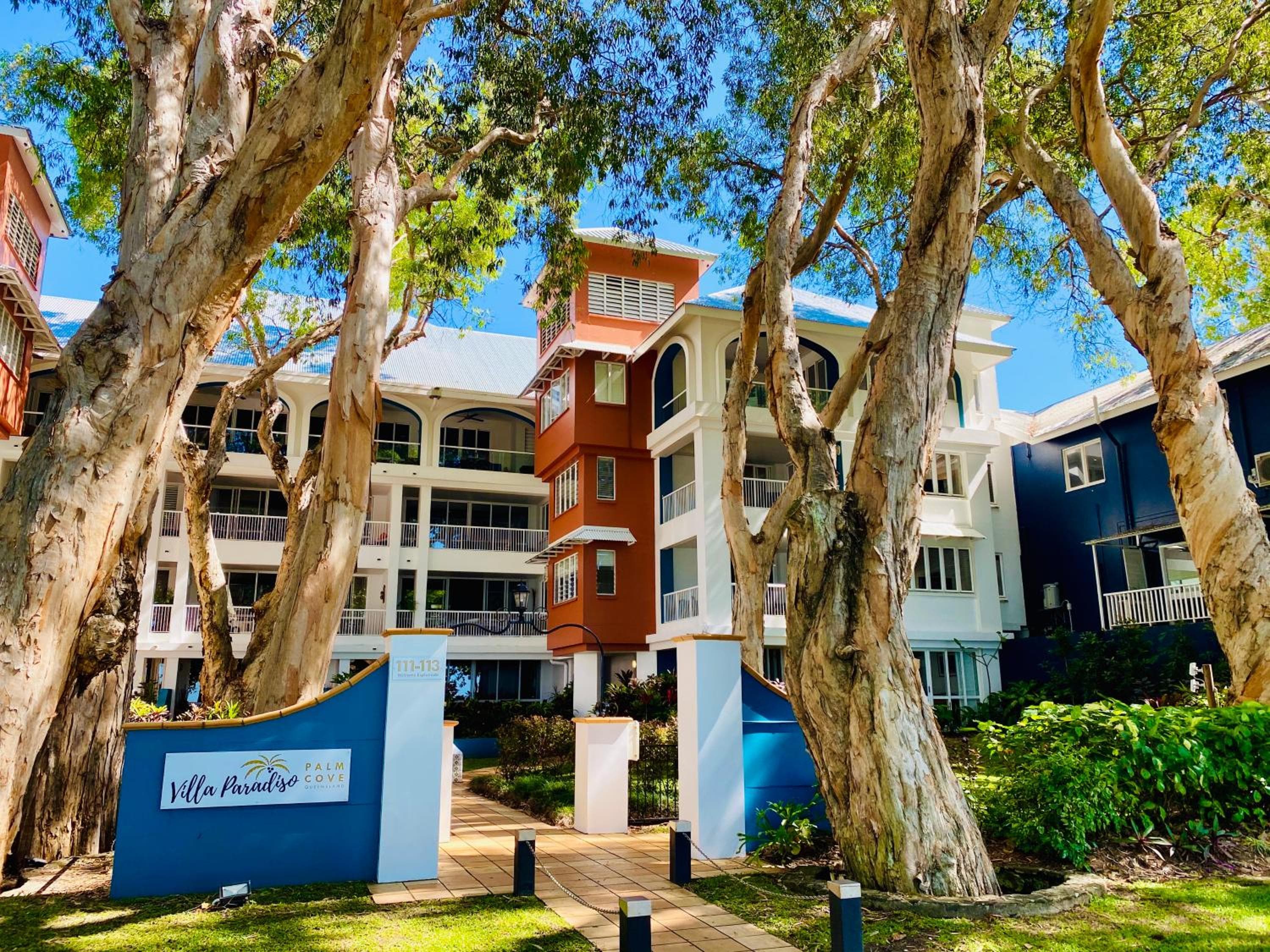 BeachView Apartments at Villa Paradiso, Palm Cove