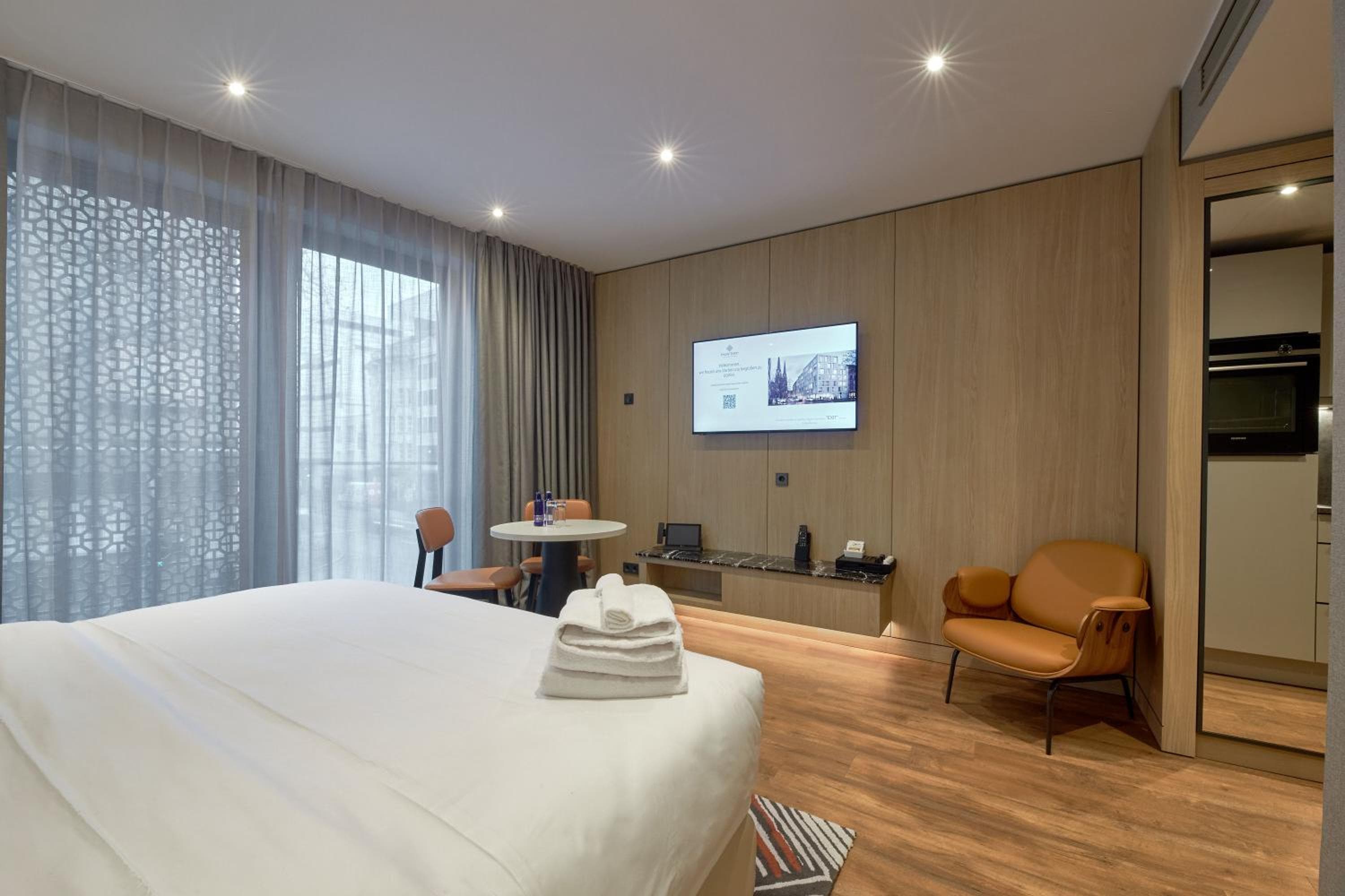 Fourty Three Luxury Serviced Apartments, Düsseldorf, photo 3