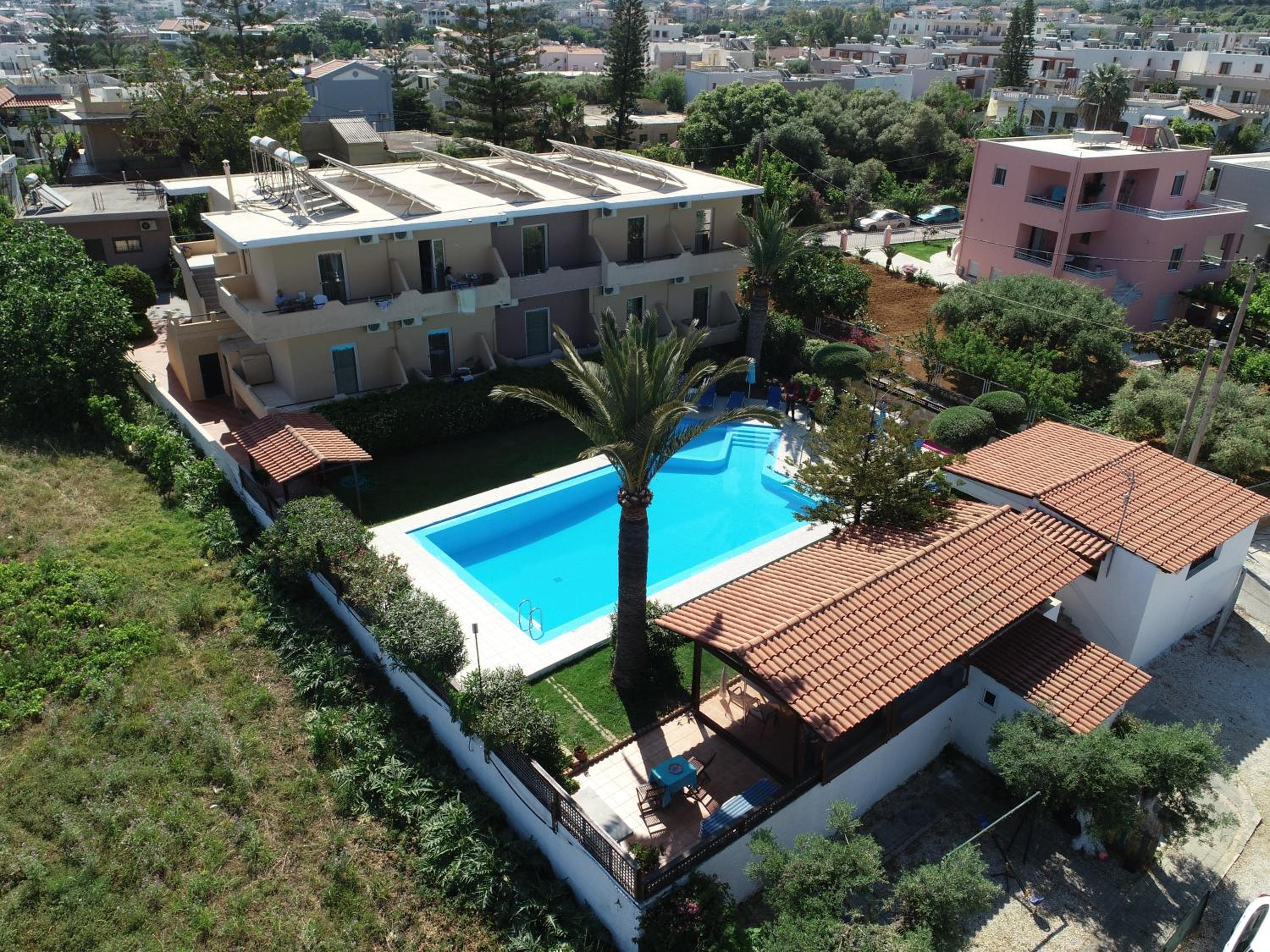 Argo Apartments, Kato Daratso