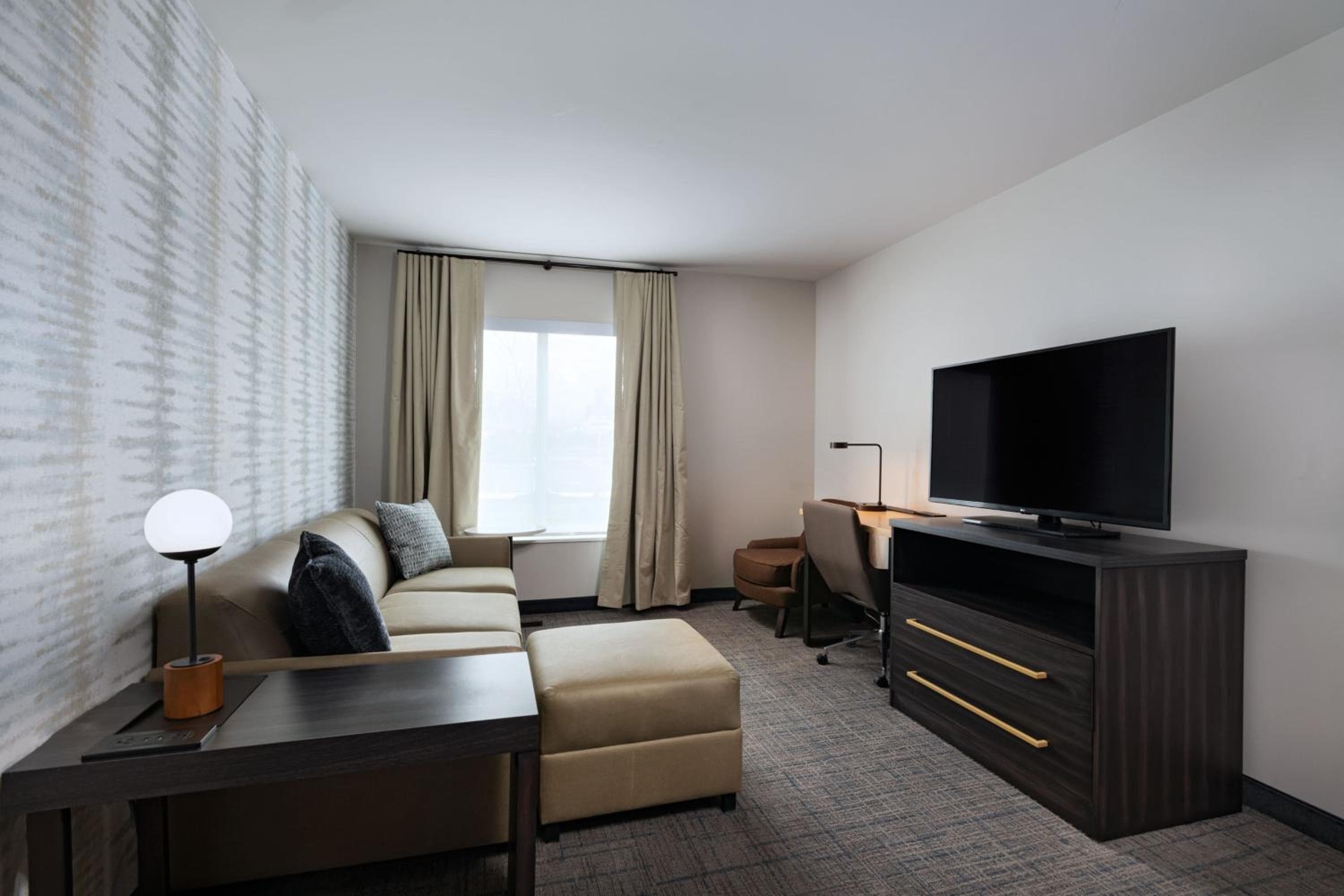 Residence Inn New Brunswick Tower Center Blvd., East Brunswick, photo 2