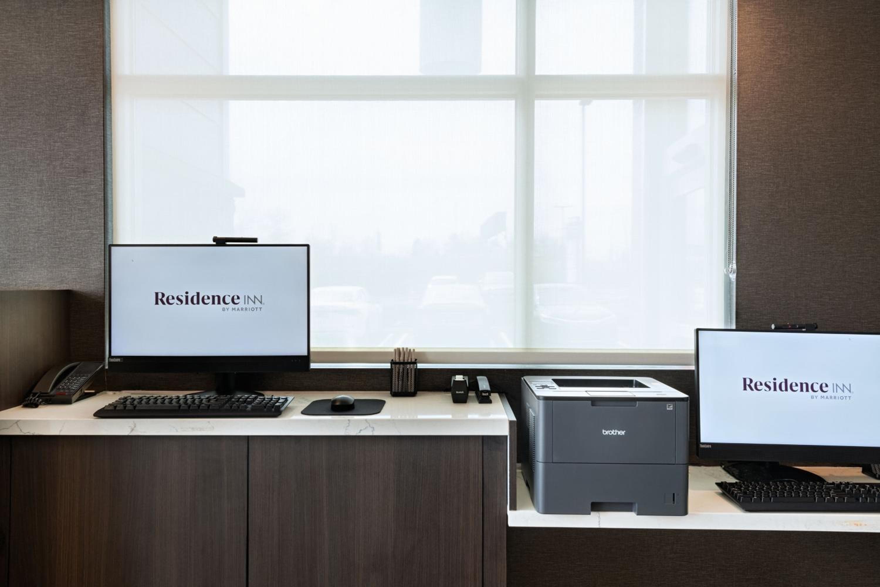 Residence Inn New Brunswick Tower Center Blvd., East Brunswick, photo 4