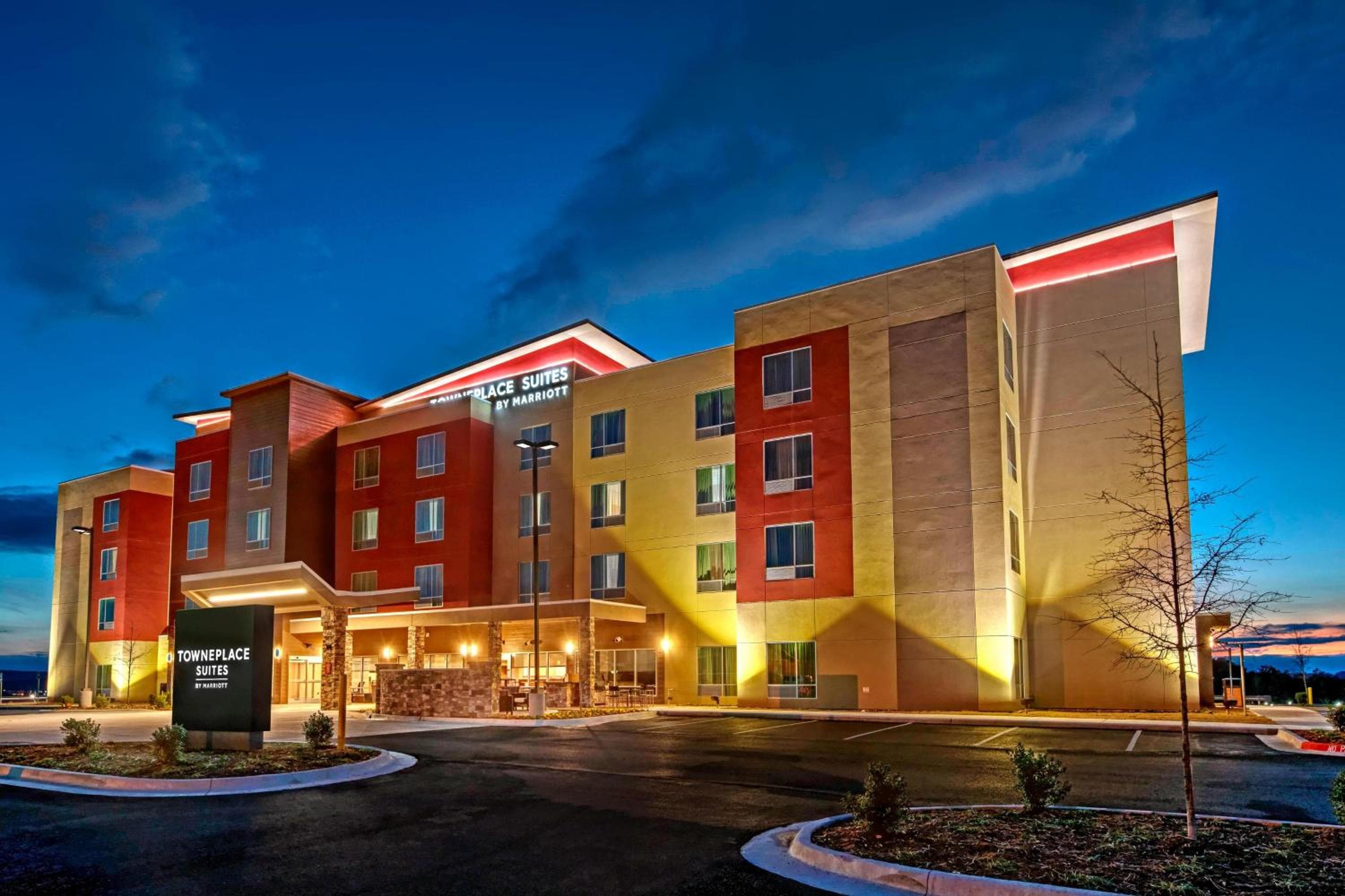 Building at TownePlace Suites by Marriott Hot Springs