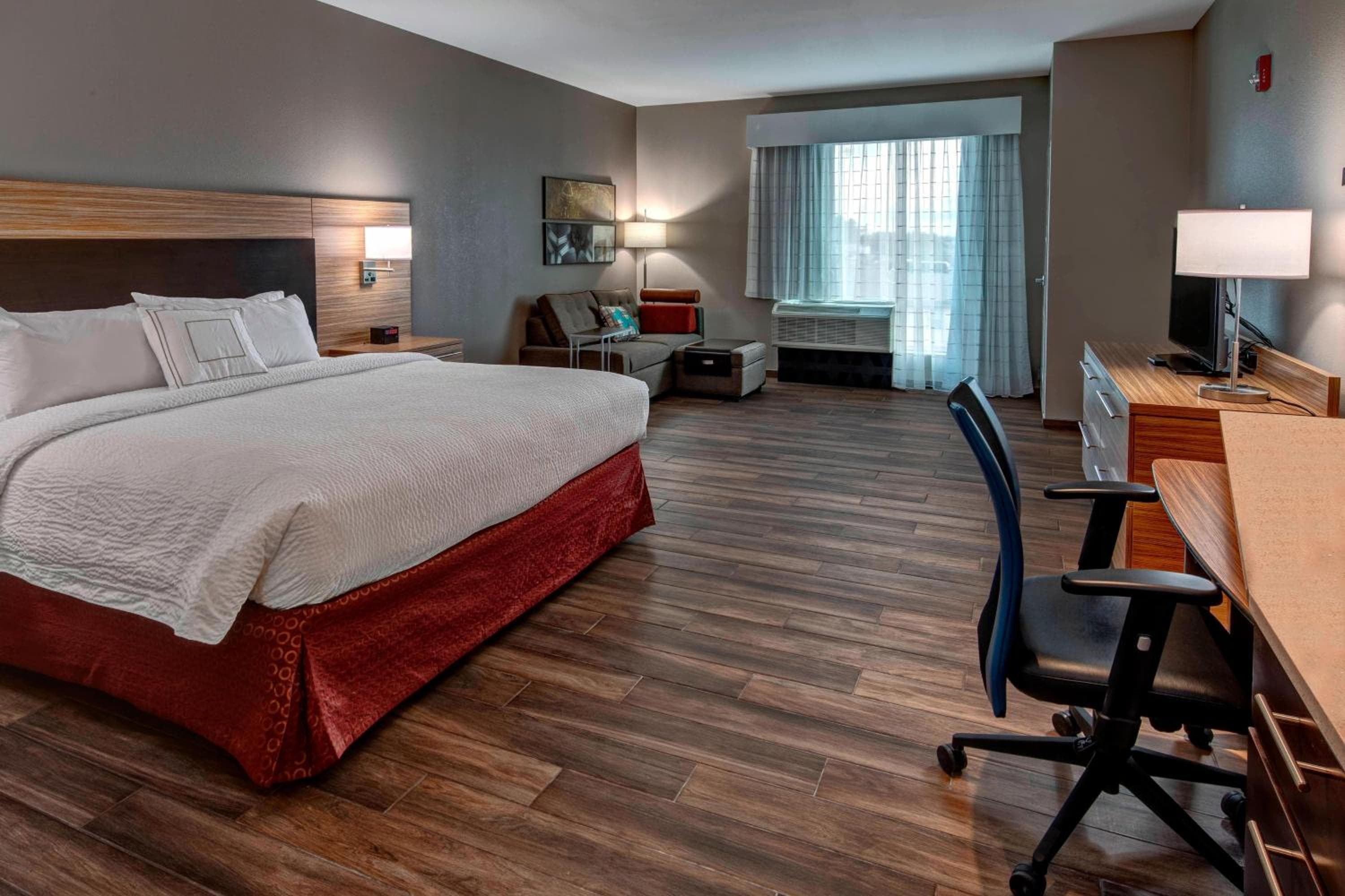 TownePlace Suites by Marriott Hot Springs, photo 5