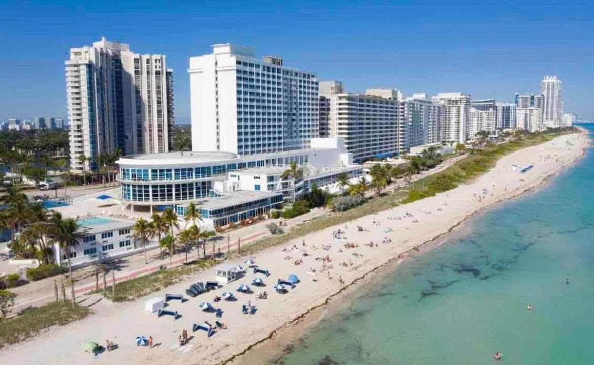 7th Miami Beach Ocean View Free Parking, Miami Beach