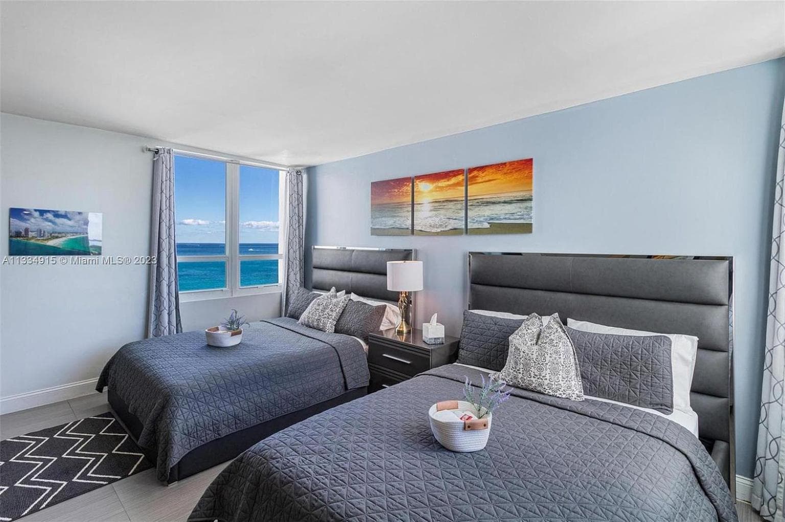 11th Miami Beach - Ocean View -Free Valet Parking, Miami Beach, photo 3