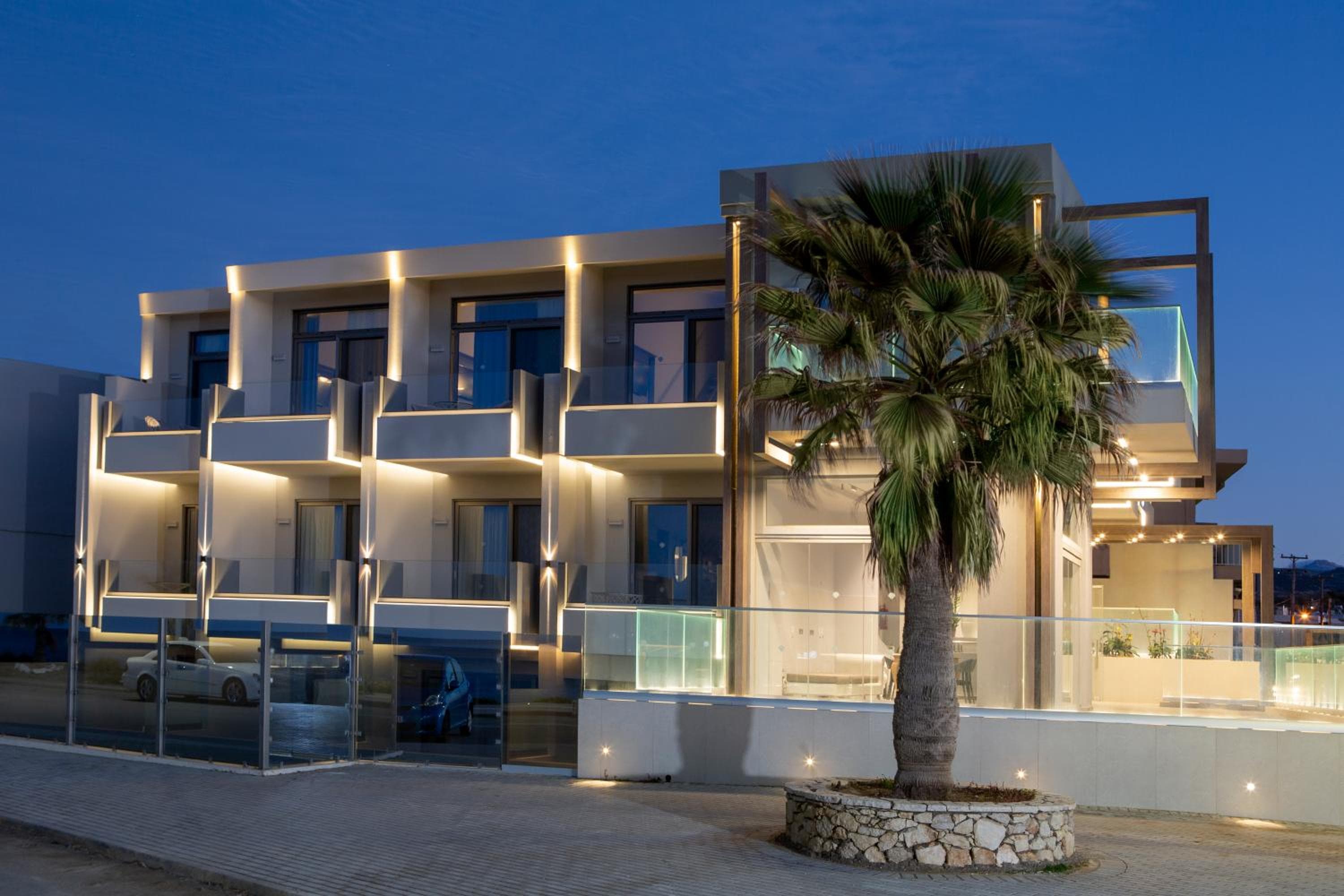 Pearl SeaBreeze Suites, Rethymno Town