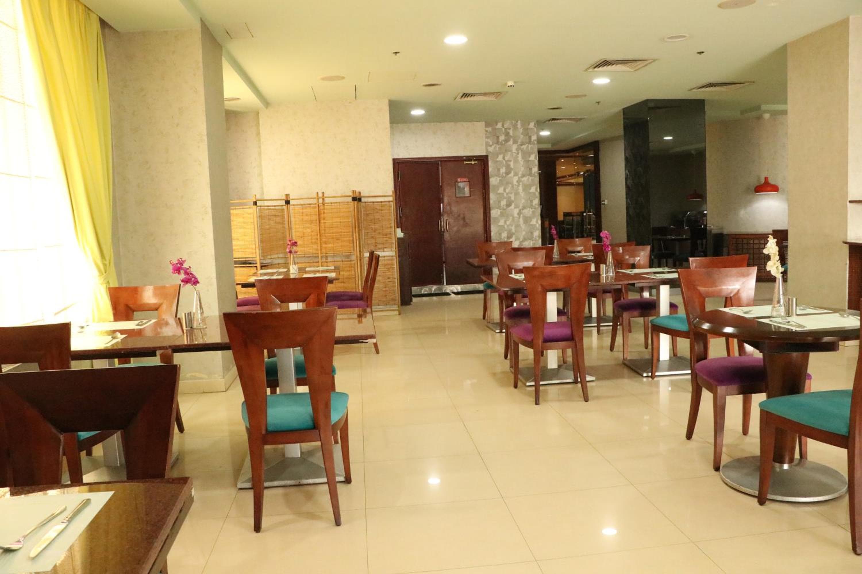 Al Manar Grand Hotel Apartment, Dubai, photo 2