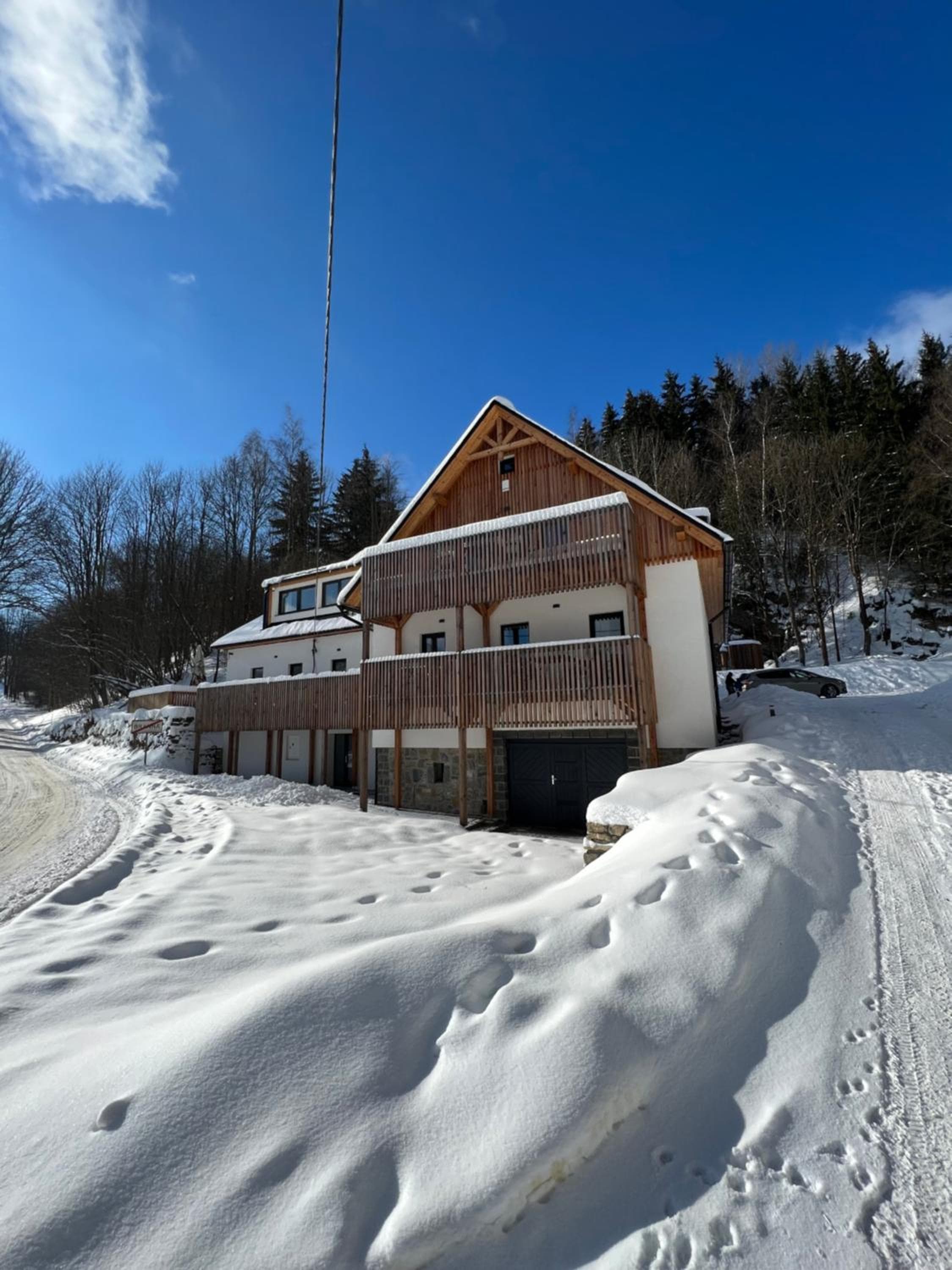 Apartmány NONE, Branná