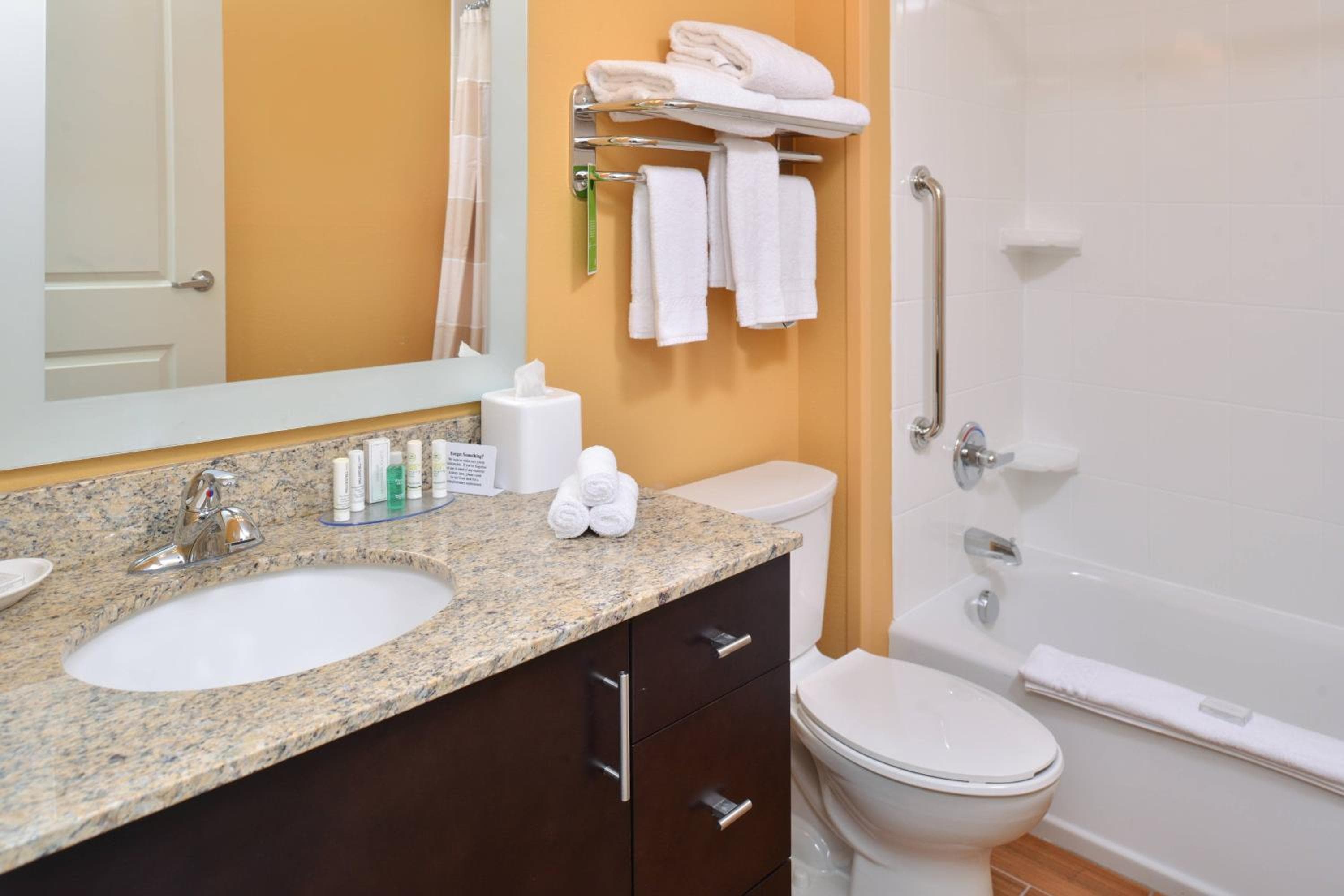 TownePlace Suites by Marriott Detroit Commerce, Walled Lake, photo 5