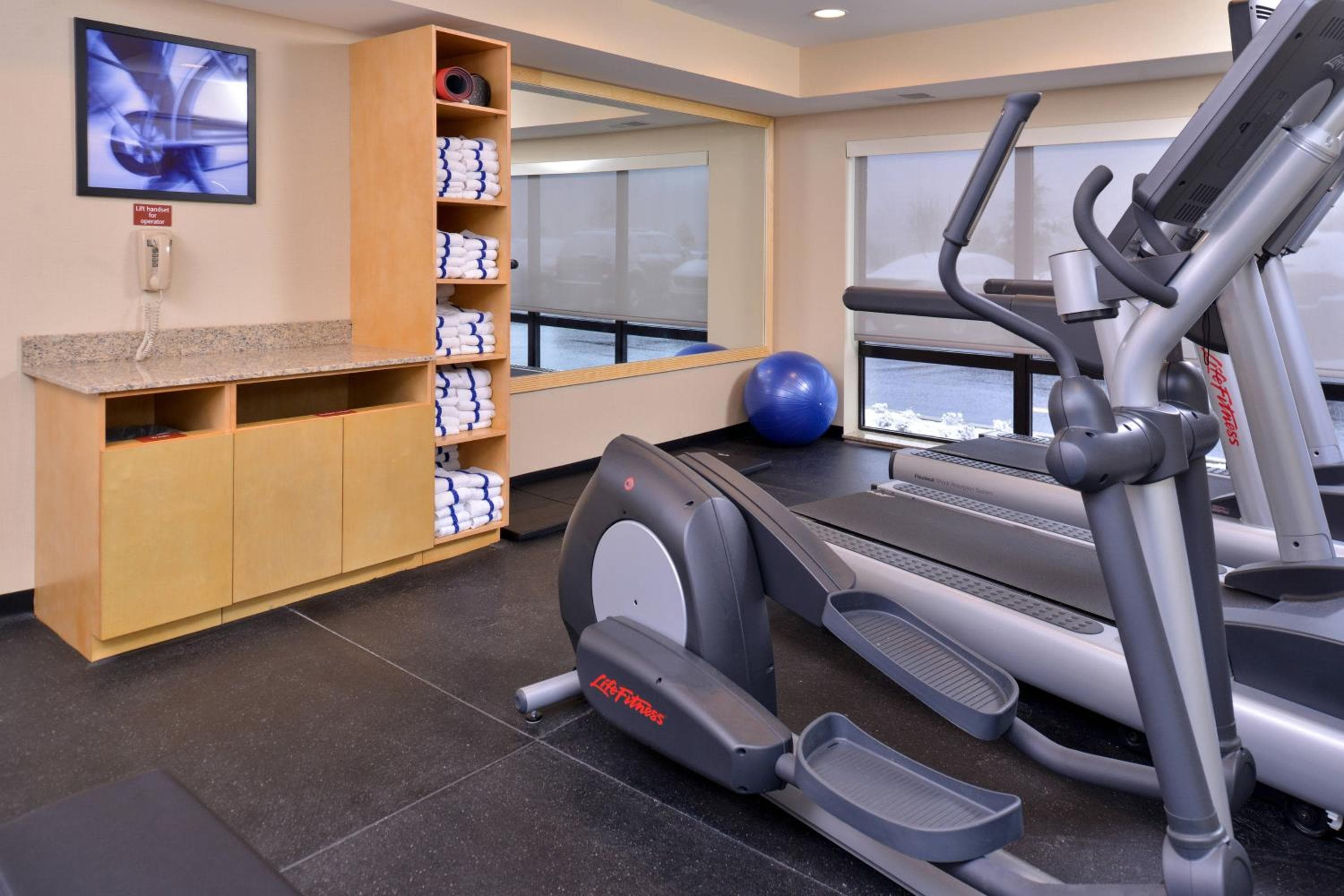 TownePlace Suites by Marriott Detroit Commerce, Walled Lake, photo 3
