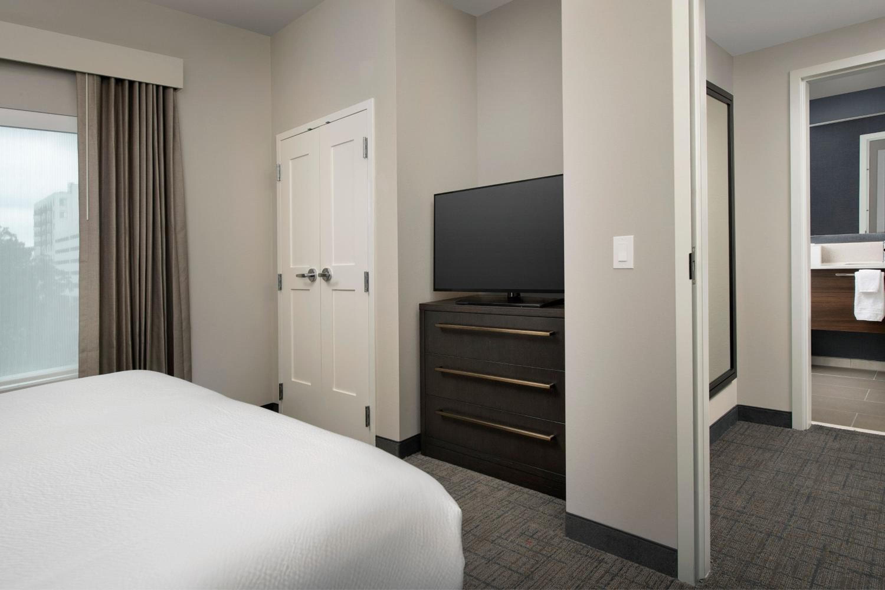 Residence Inn by Marriott Jacksonville Downtown, Jacksonville, photo 5