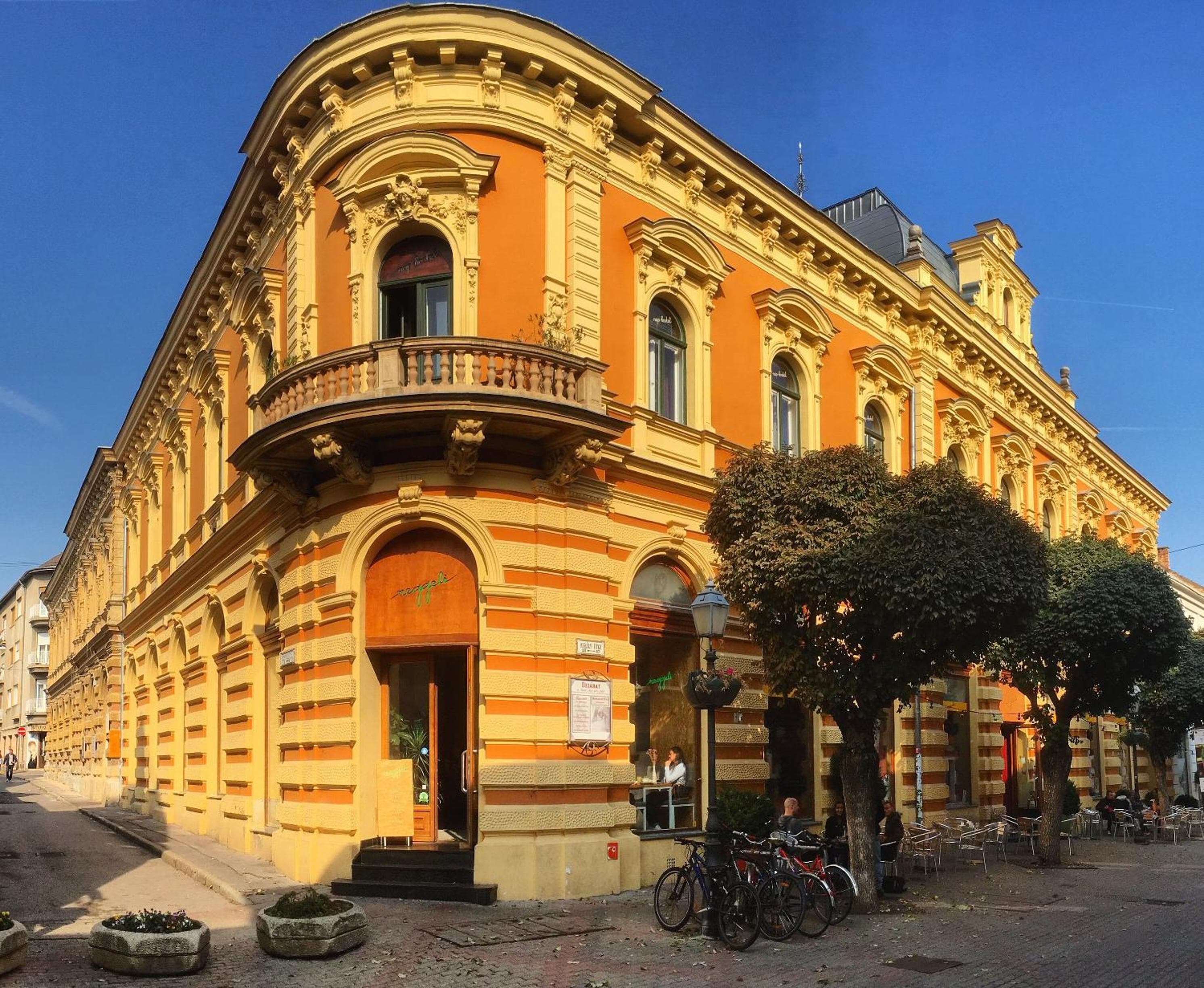 NAPartman Pécs, Pécs