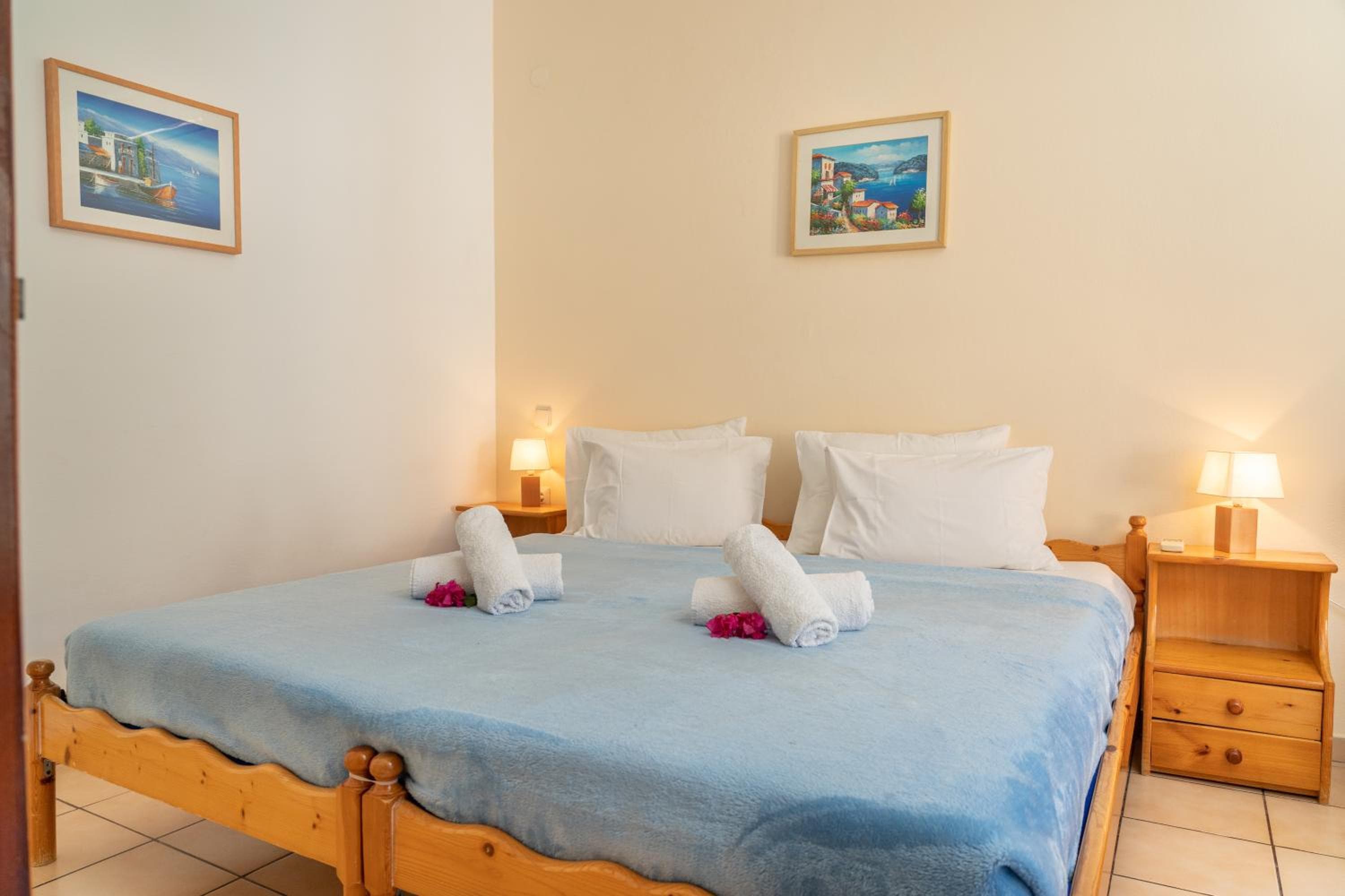 Alexatos Studios & Apartments, Ayia Evfimia, photo 3