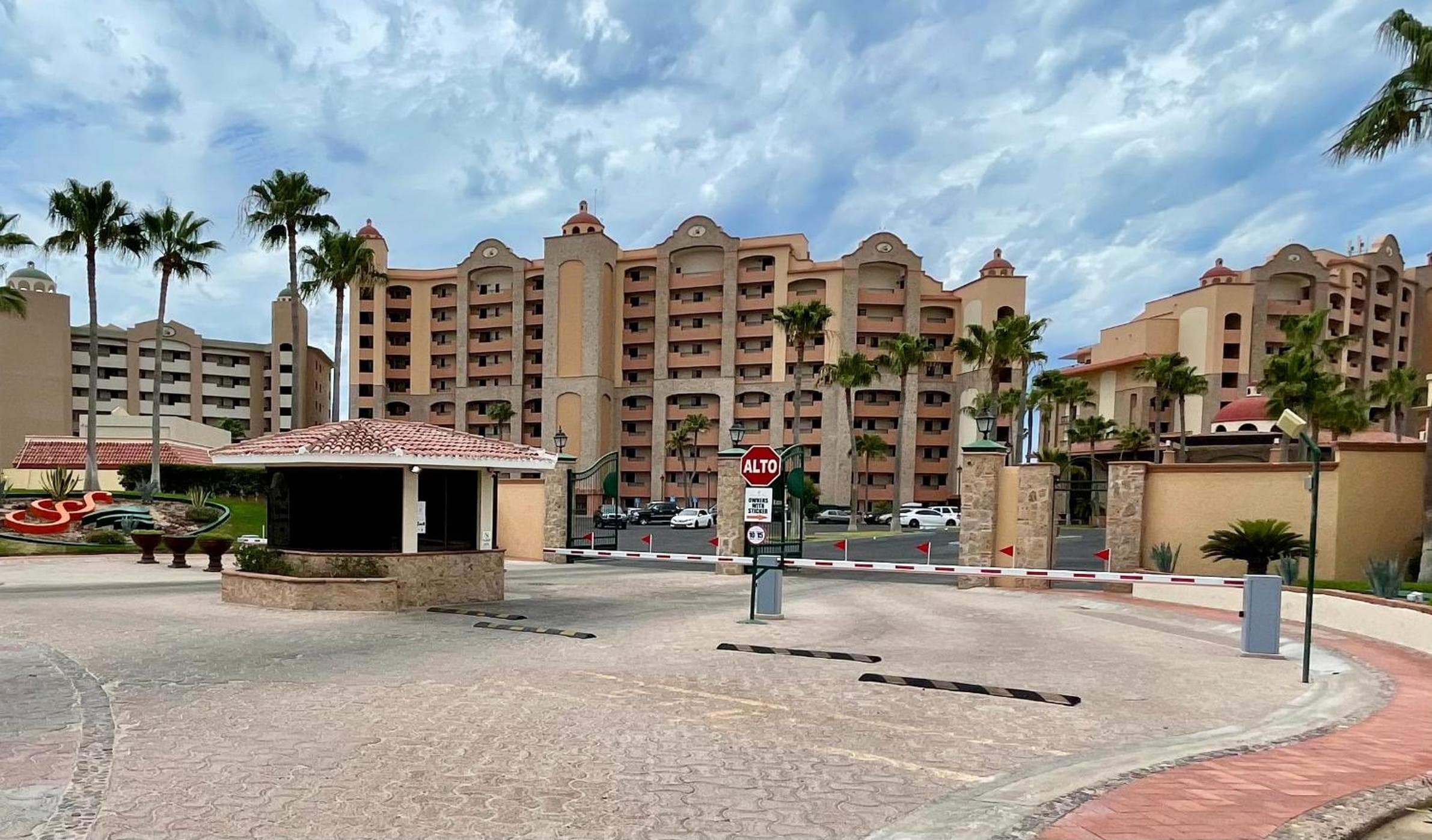 Sonoran Sea Resort BEACHFRONT Condo E203, Puerto Peñasco