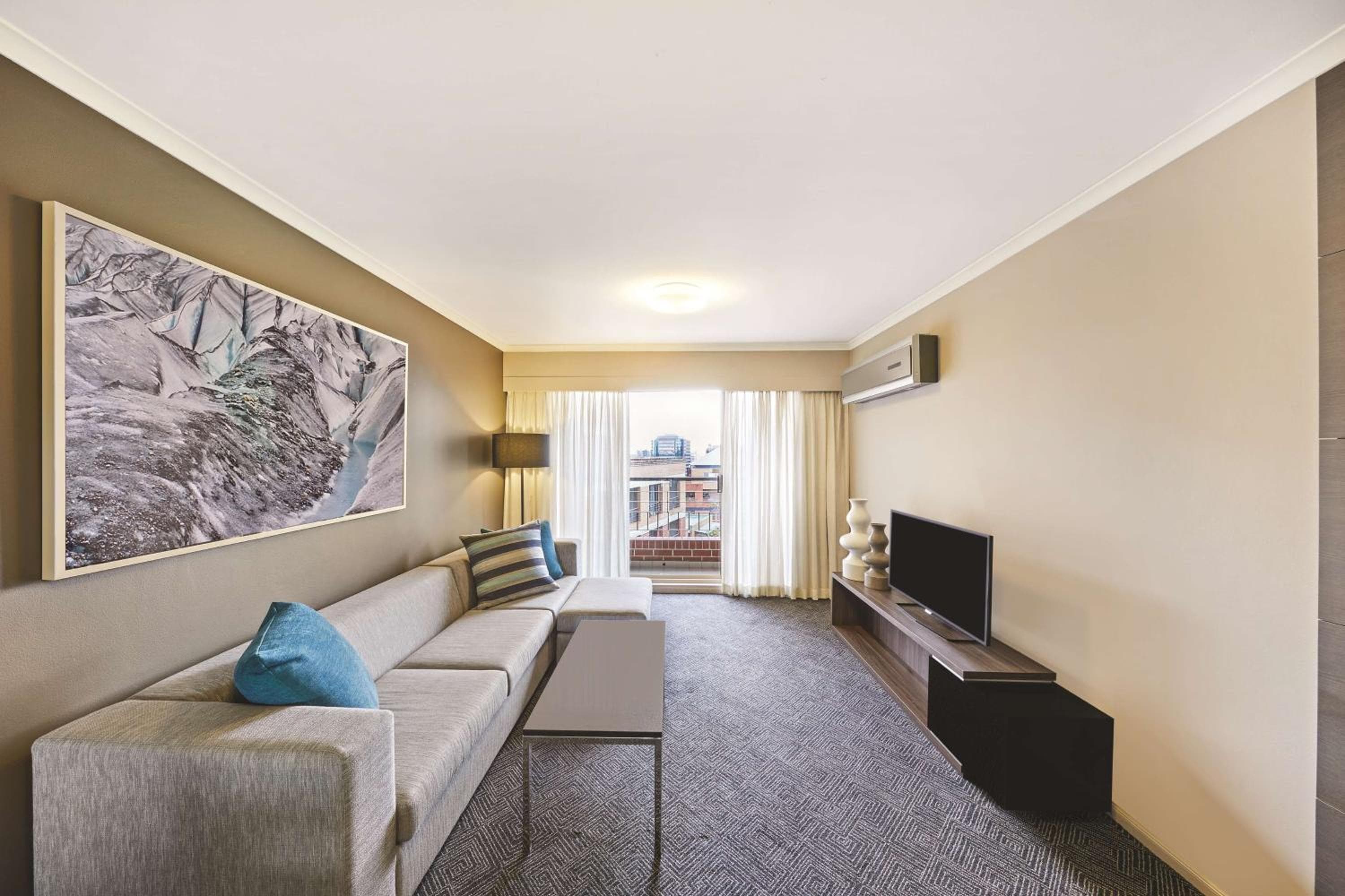 Adina Apartment Hotel Sydney Surry Hills, Sydney, photo 4