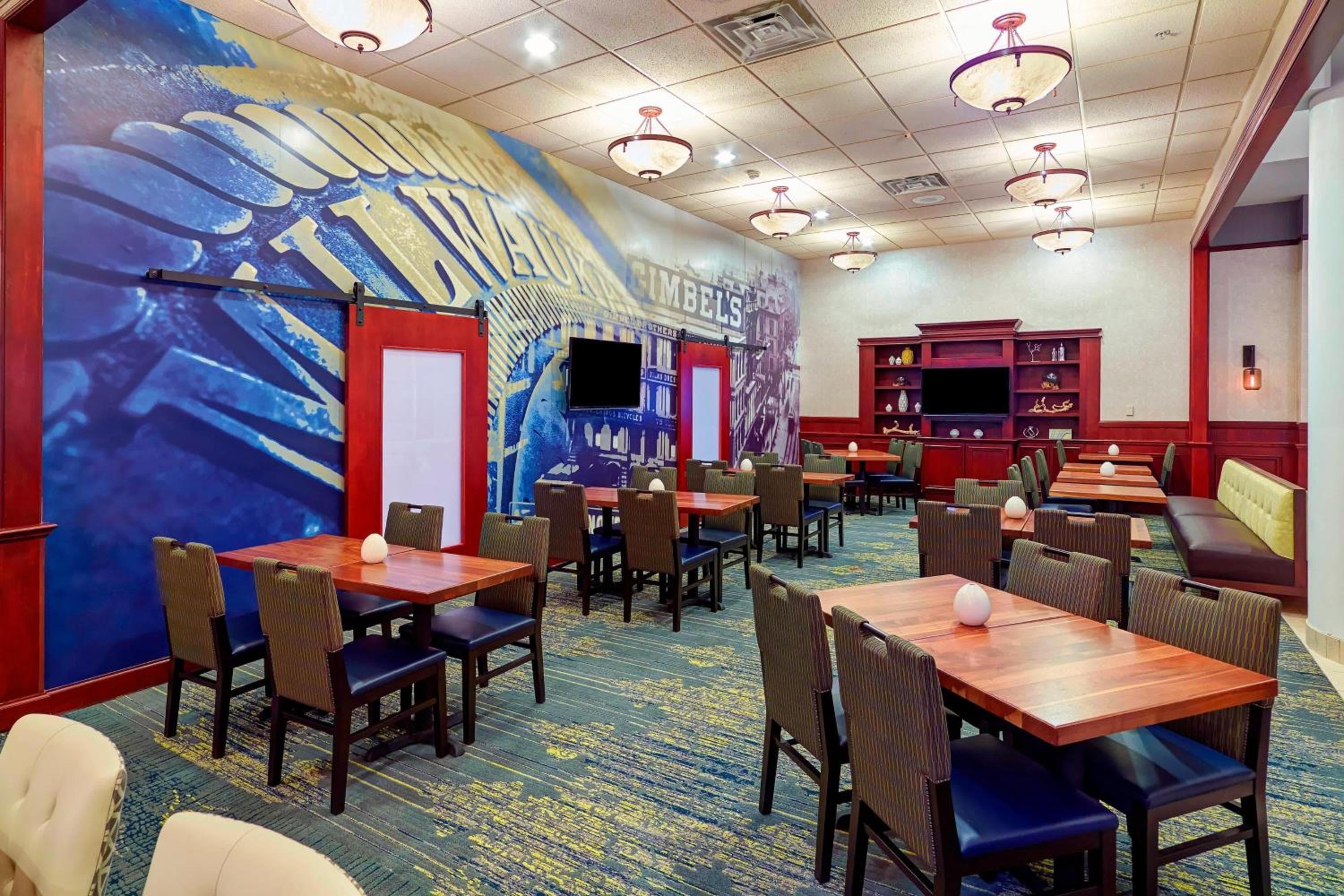 Residence Inn Milwaukee Downtown, Milwaukee, photo 3