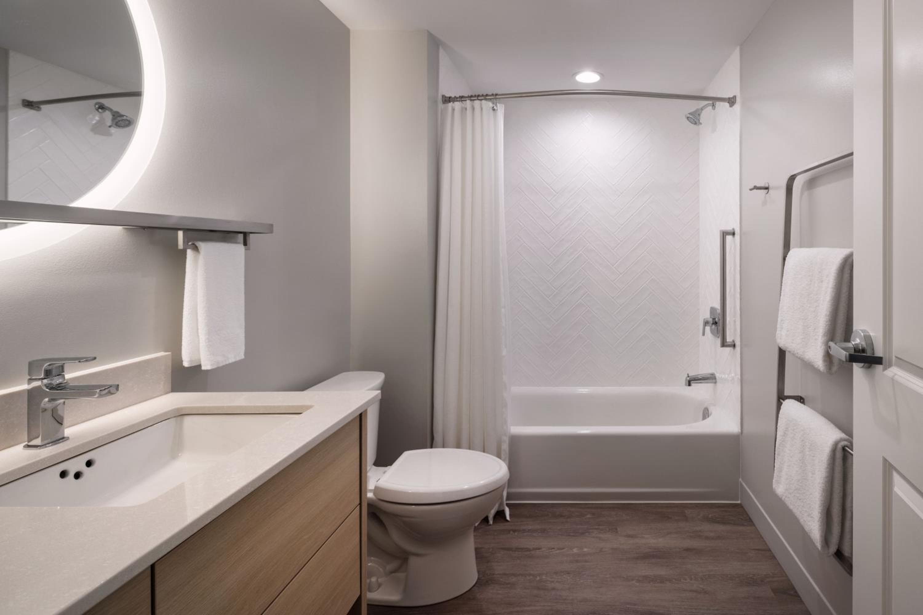 TownePlace Suites by Marriott West Kelowna, West Kelowna, photo 5