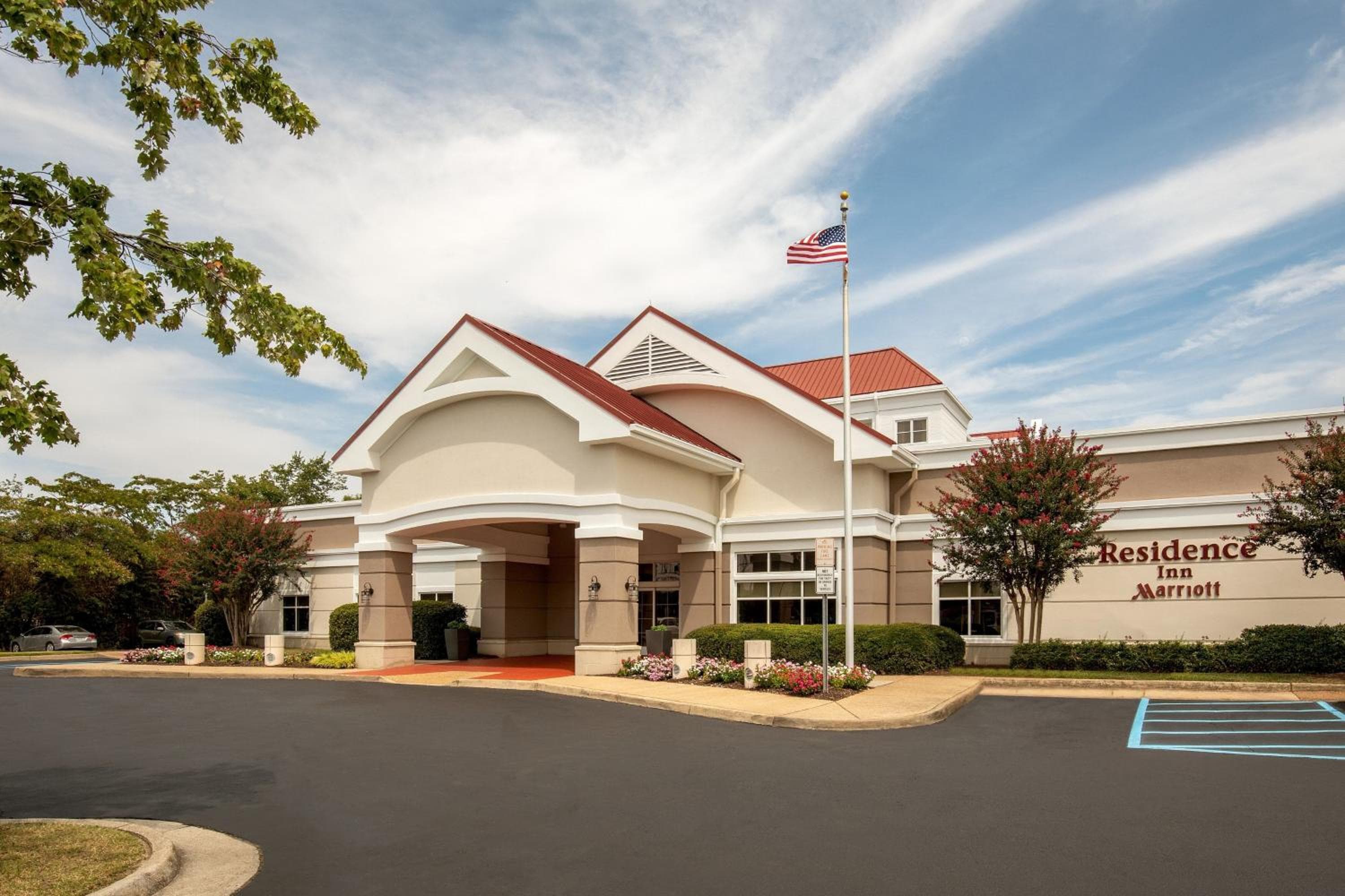 Building at Residence Inn by Marriott Norfolk Airport