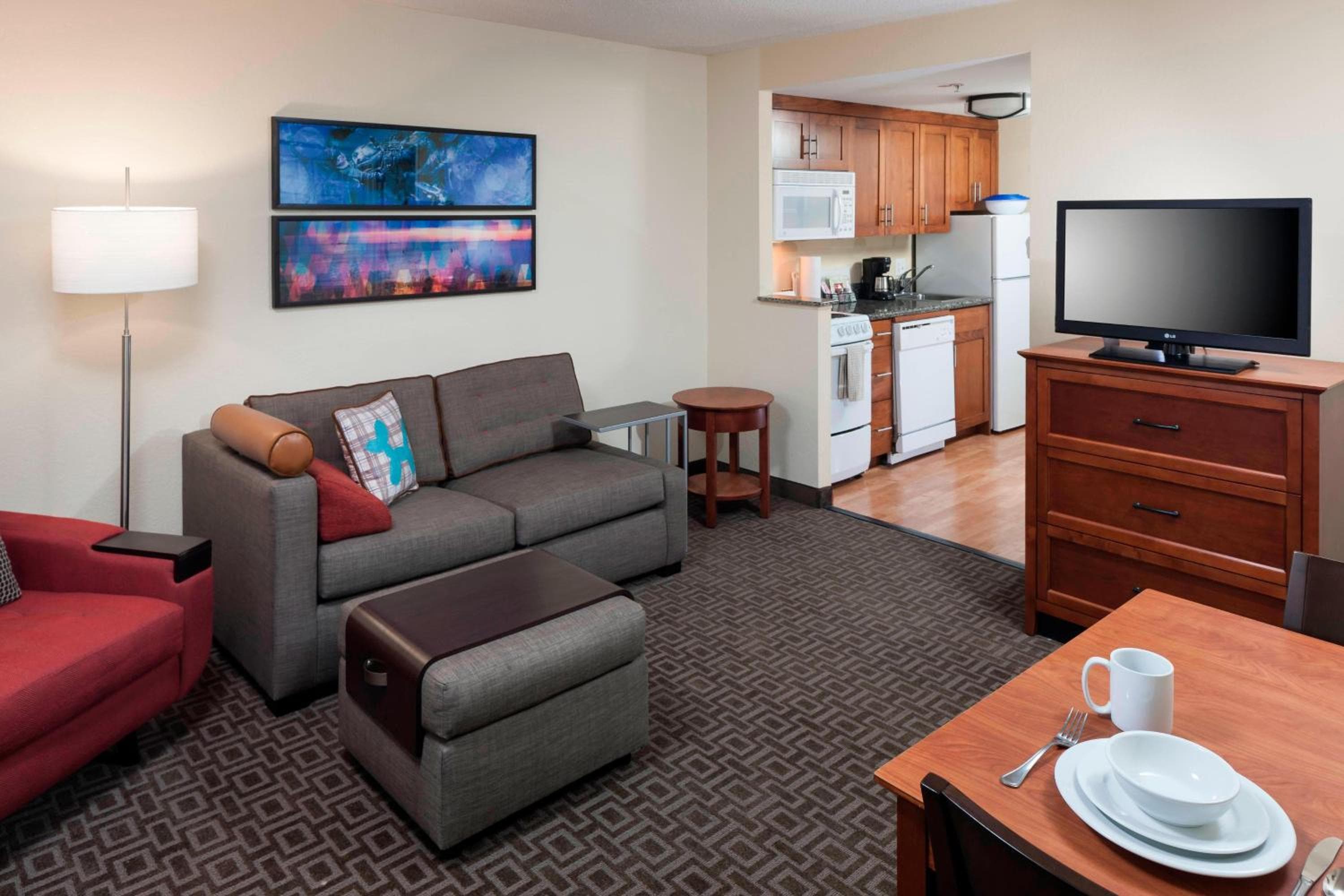 TownePlace Suites by Marriott Suffolk Chesapeake, Suffolk, photo 2